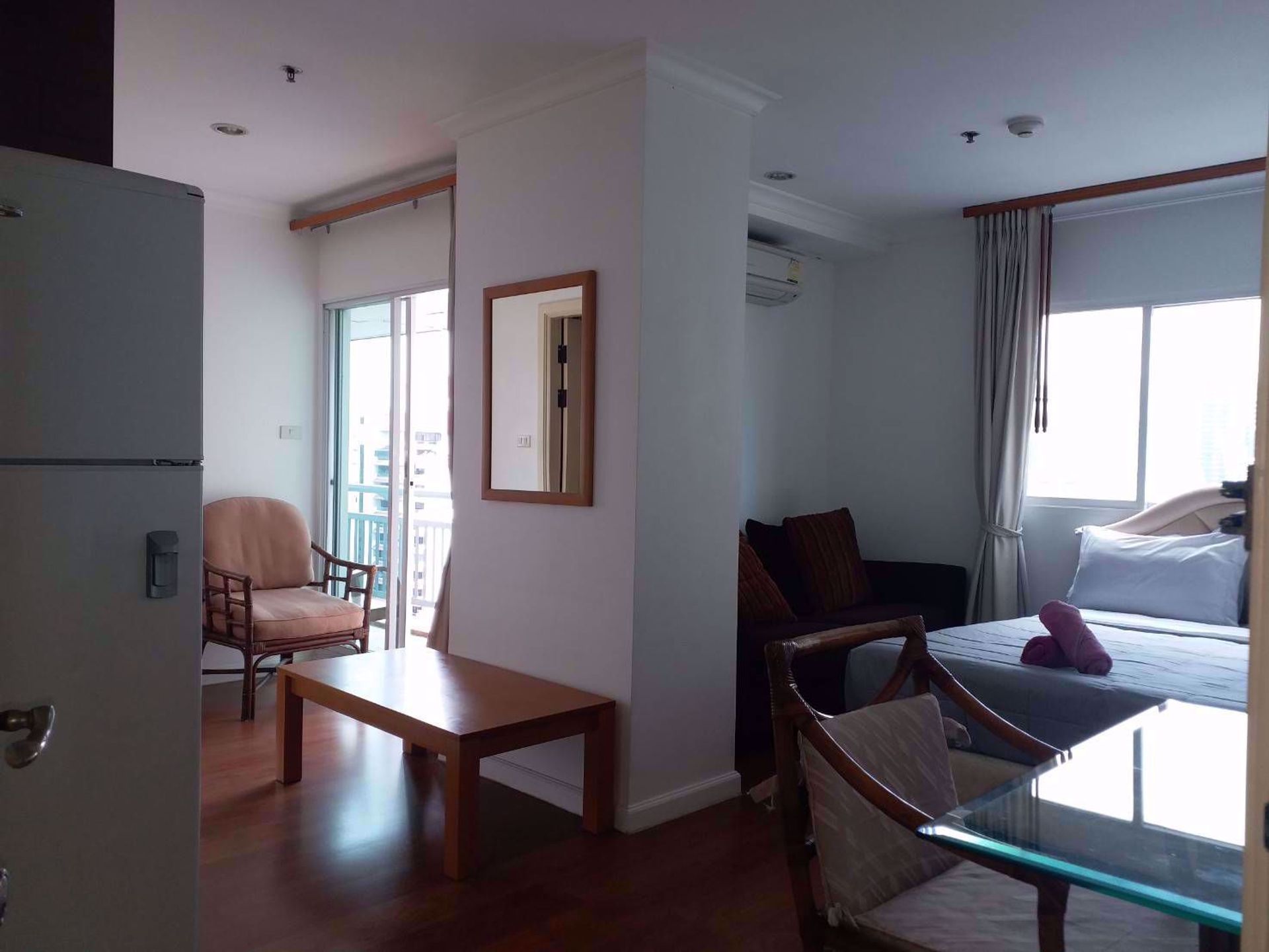 Condominium in Ban Na Lied, Krung Thep Maha Nakhon 12217232