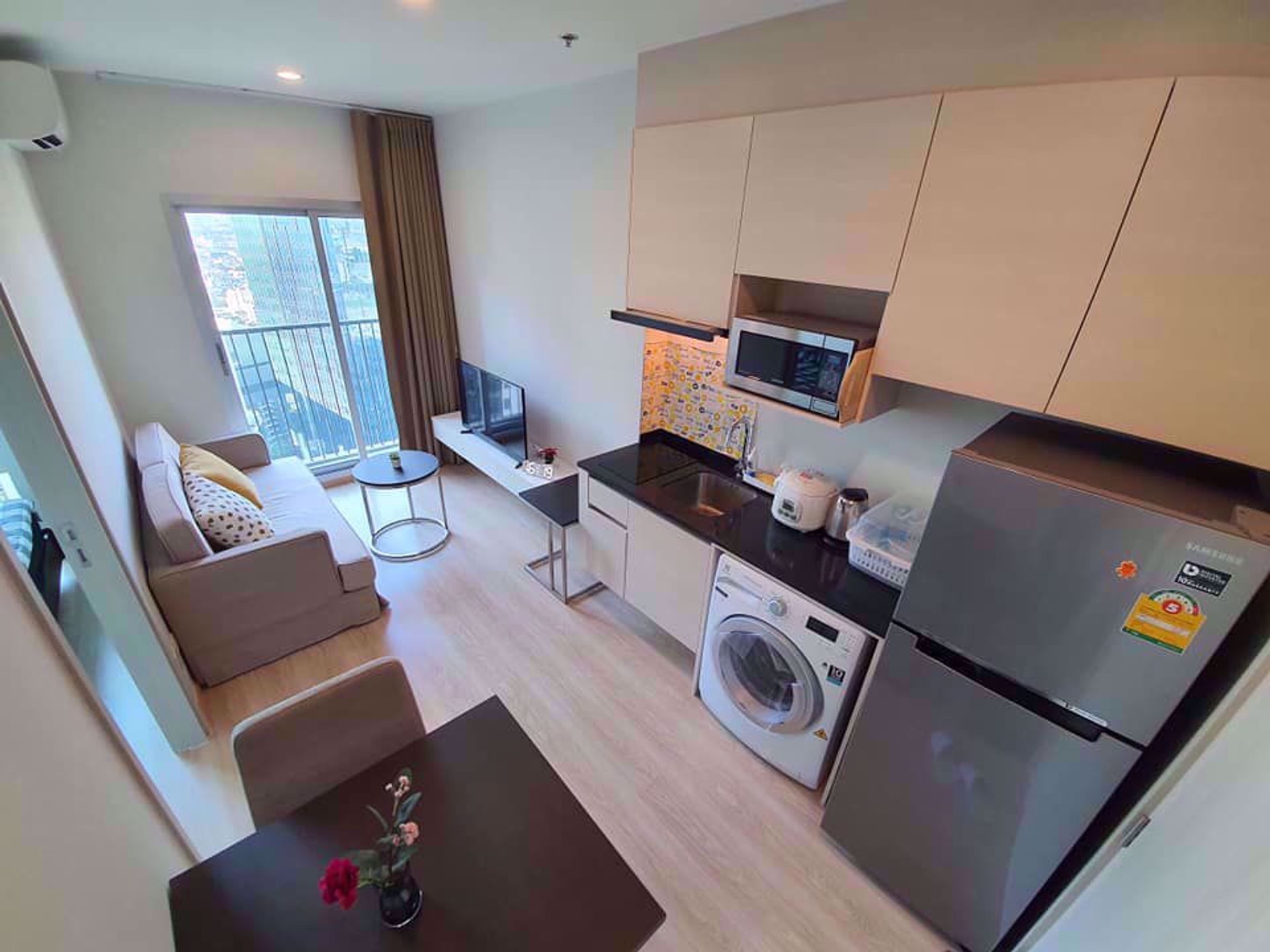 Condominio en Ban Na Song, Krung Thep Maha Nakhon 12217288