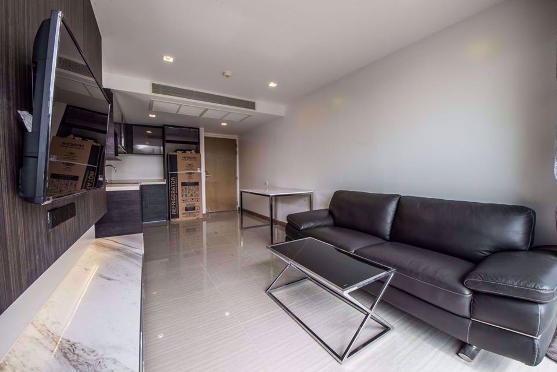 Condominium in Watthana, Krung Thep Maha Nakhon 12217346