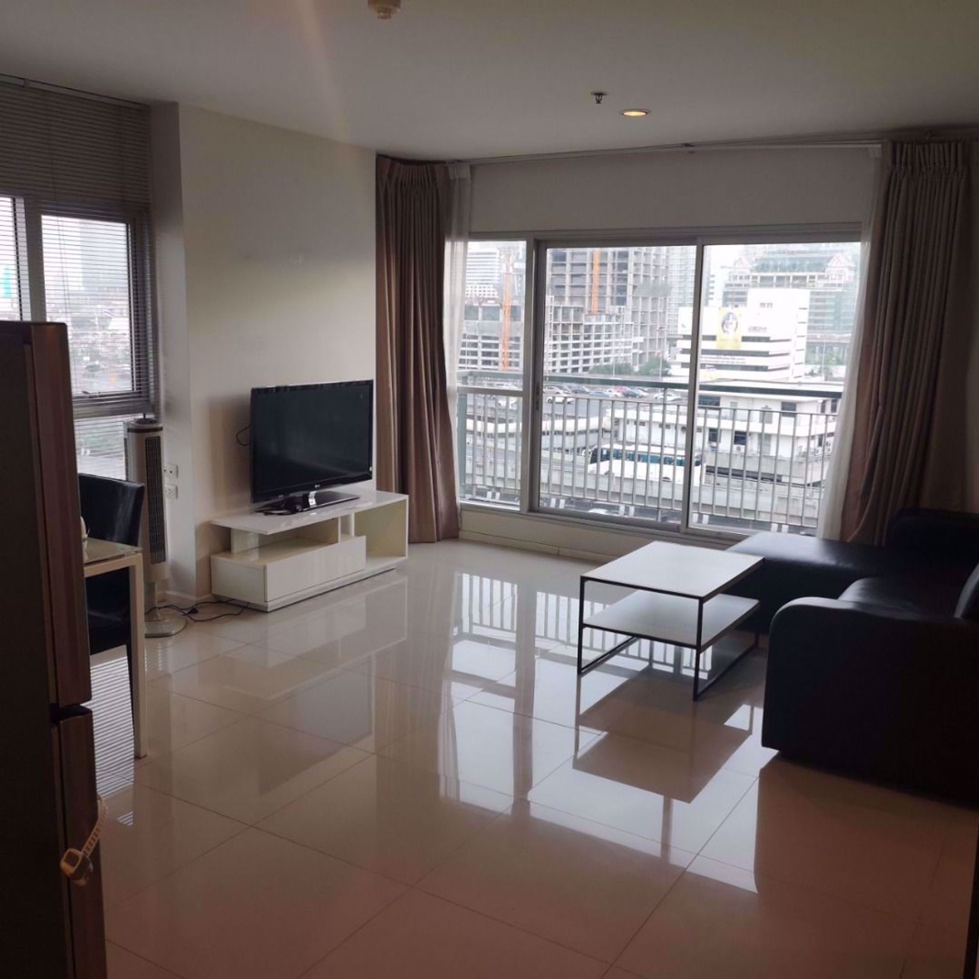 Condominium in Ban Na Song, Krung Thep Maha Nakhon 12217368