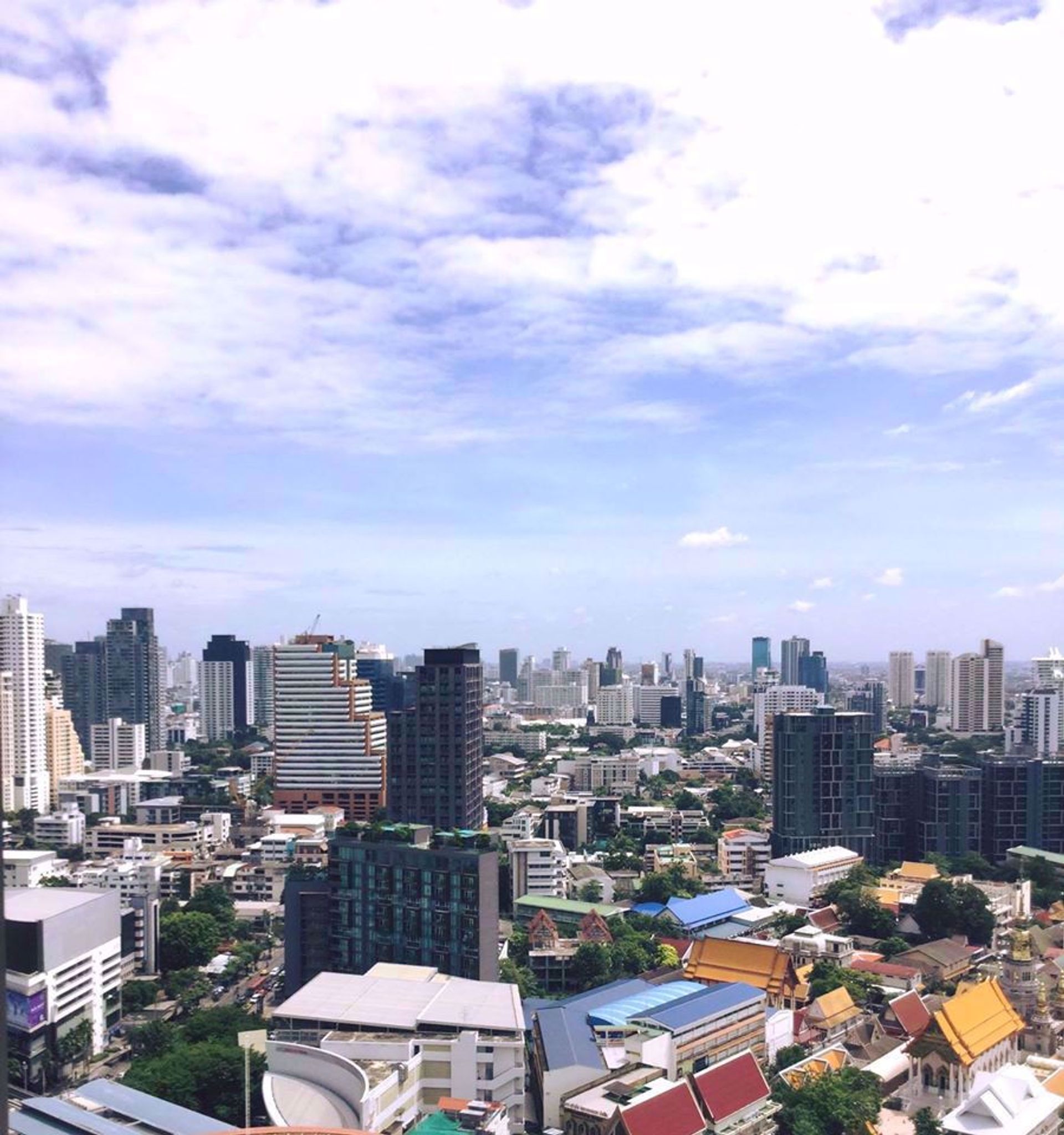 Condominium in Watthana, Krung Thep Maha Nakhon 12217377