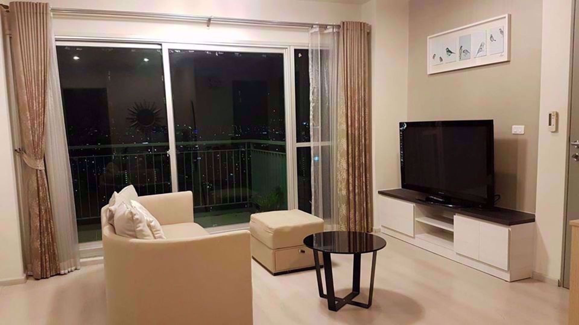 Condominio en Huai Khwang, Krung Thep Maha Nakhon 12217397