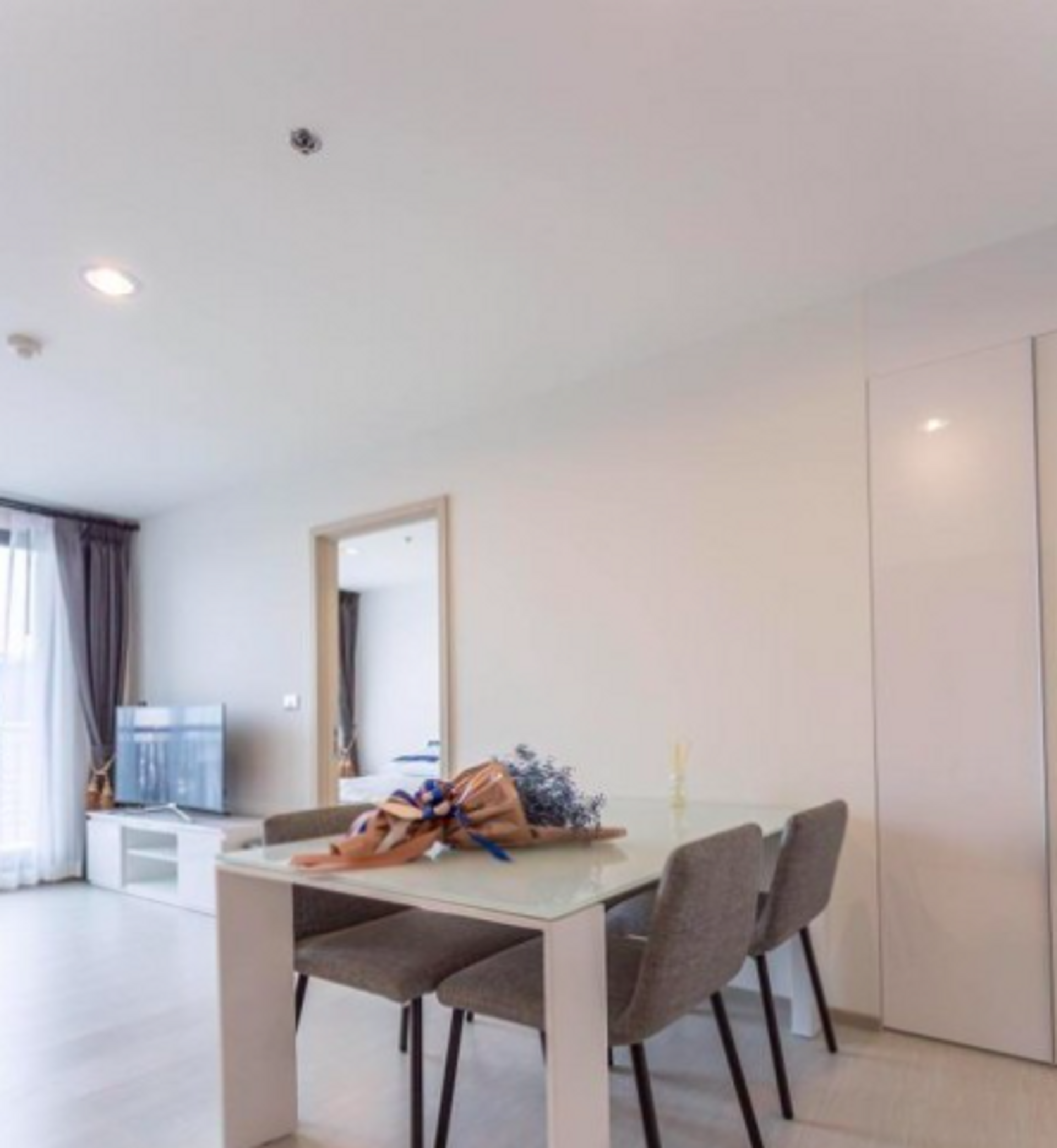 Condominium in Watthana, Krung Thep Maha Nakhon 12217485