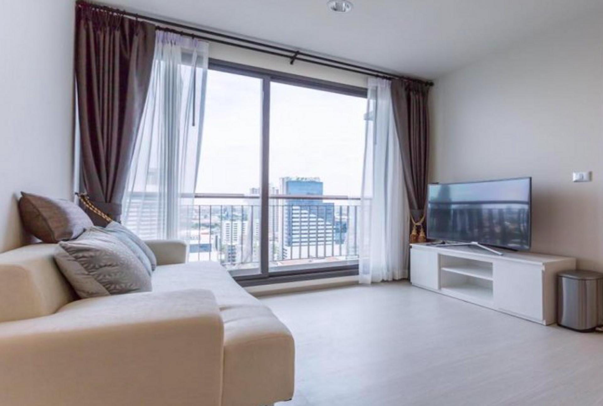 Condominium in Watthana, Krung Thep Maha Nakhon 12217485