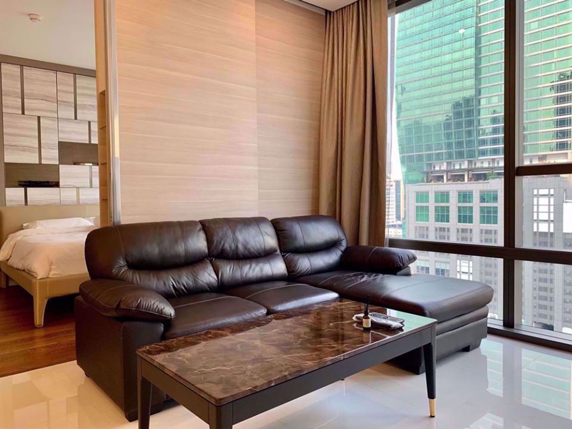 Osakehuoneisto sisään Sathon, Krung Thep Maha Nakhon 12217487