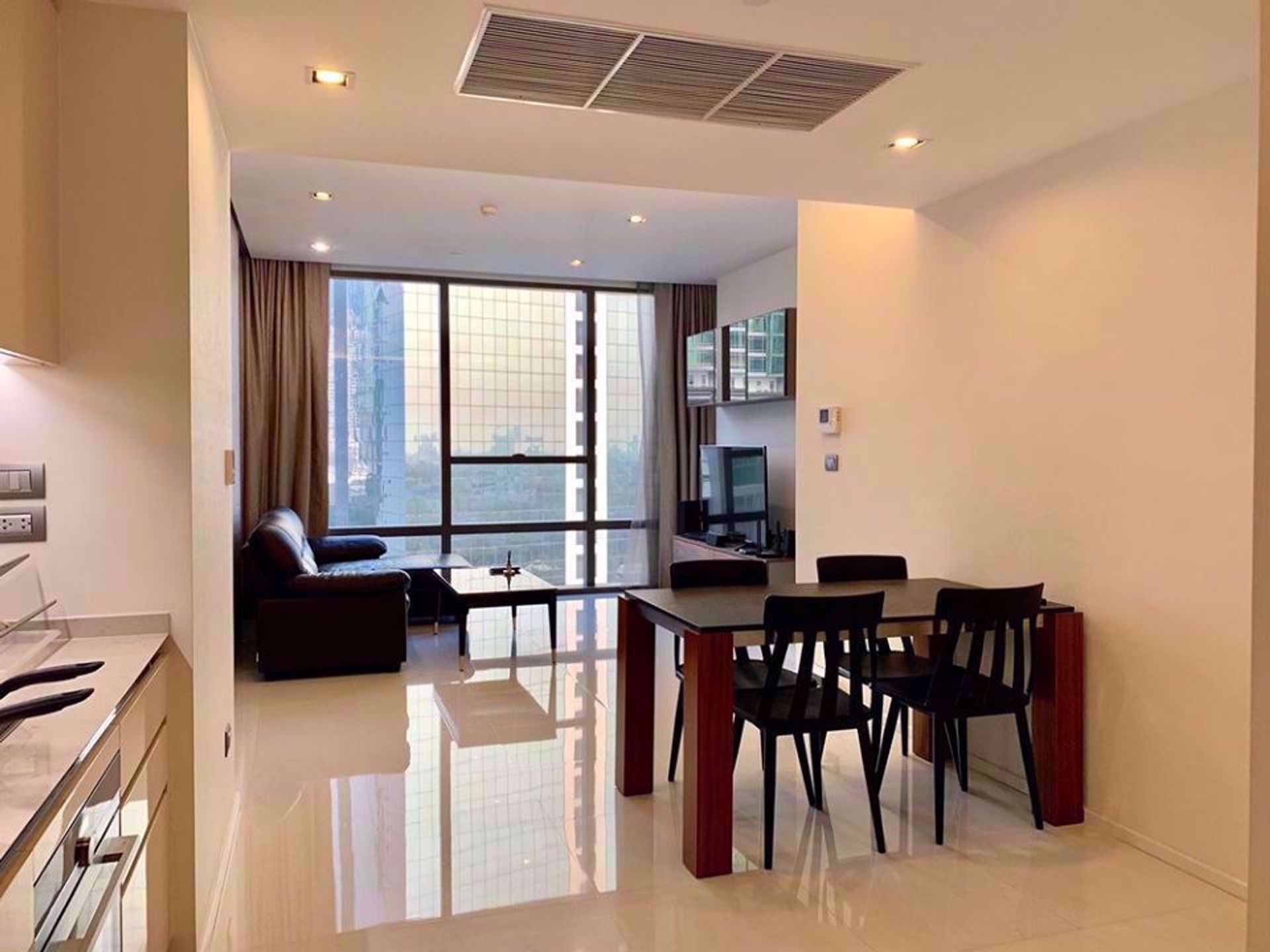 Condominium in Sathon, Krung Thep Maha Nakhon 12217487