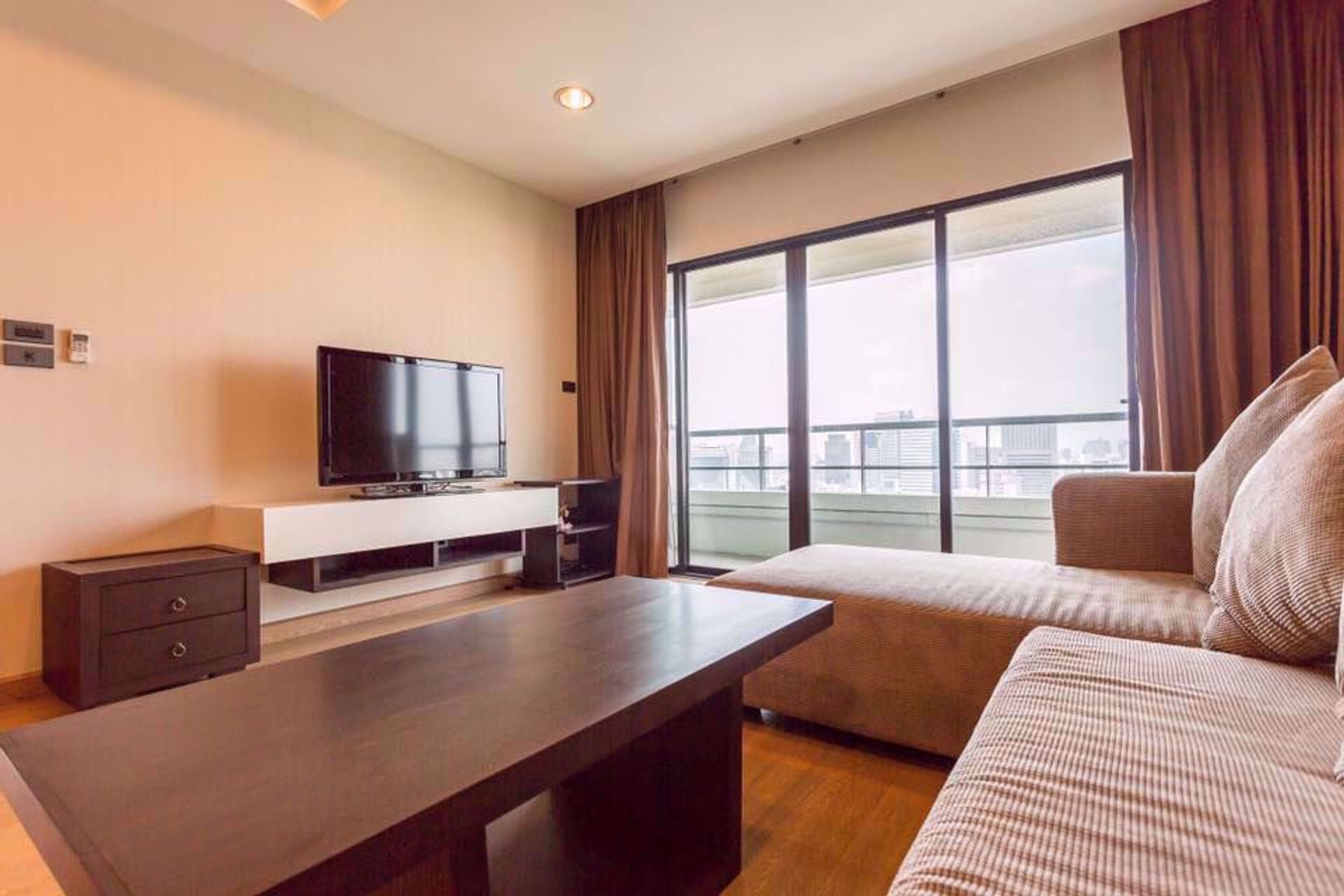 Condominium in Bang Rak, Krung Thep Maha Nakhon 12217706