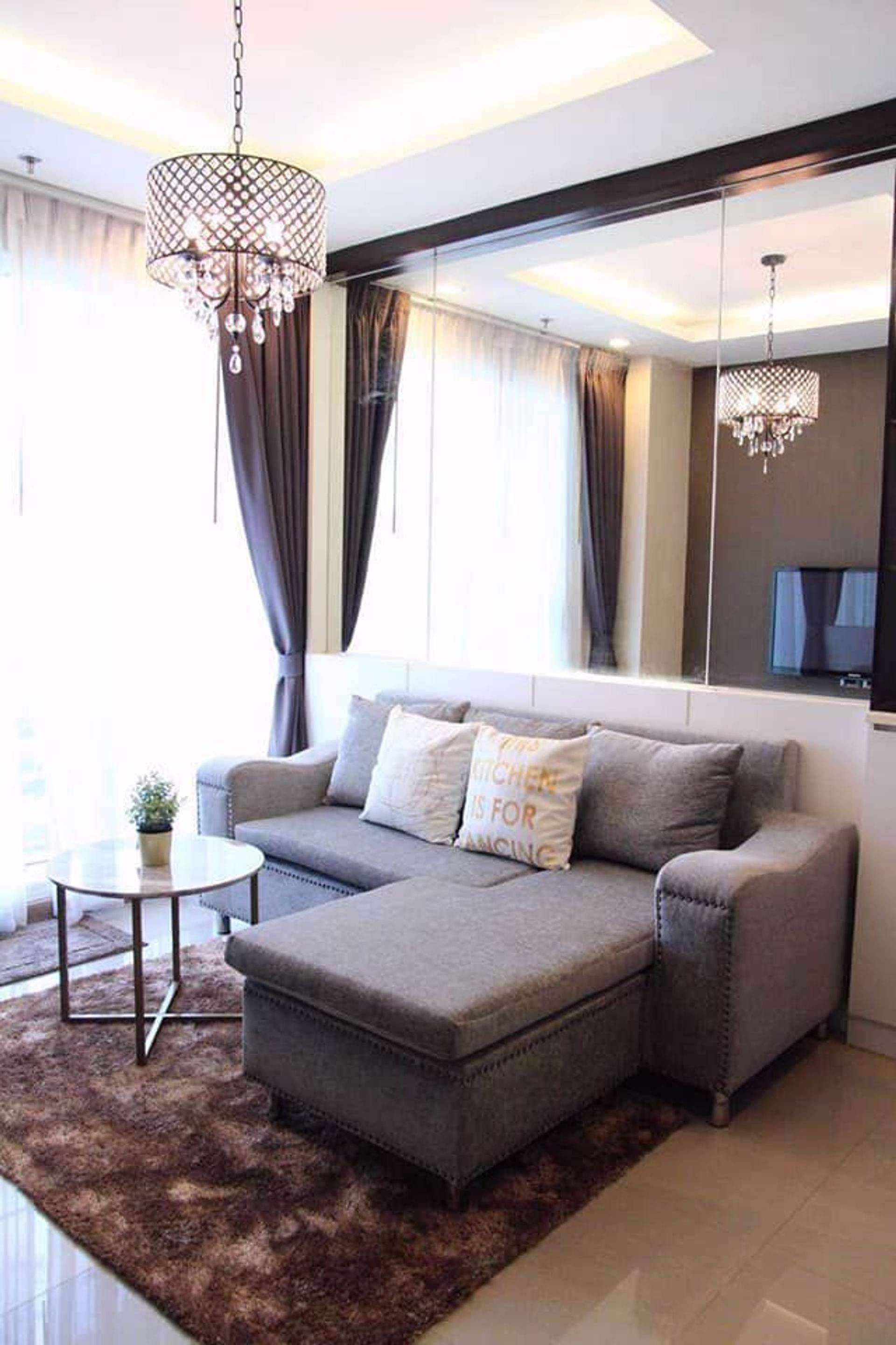 Condominium dans Huai Khwang, Krung Thep Maha Nakhon 12217732