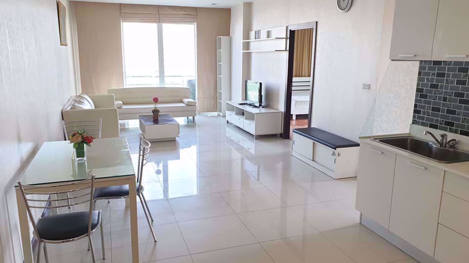 Condominium in Ban Na Lied, Krung Thep Maha Nakhon 12217843