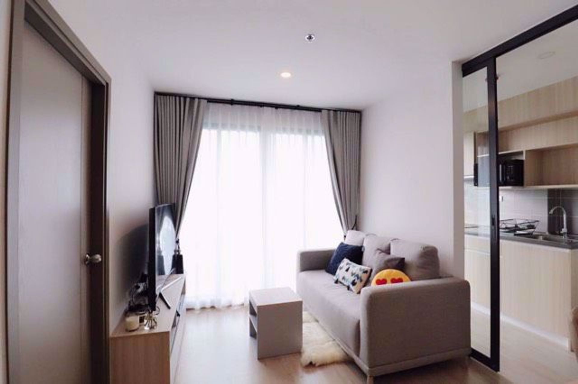 Condominium in Bang Chak, Samut Prakan 12217933