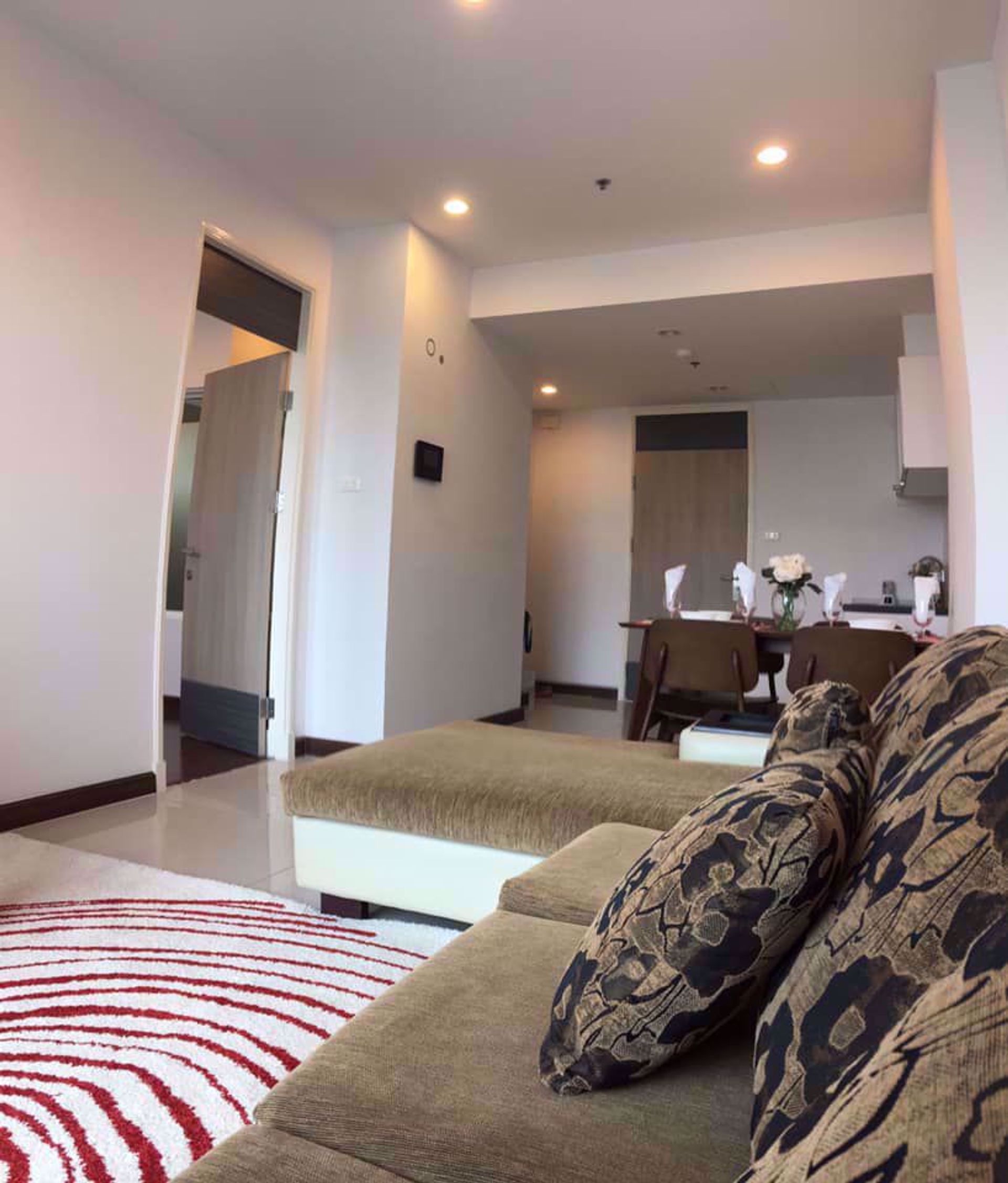 Condominio nel Ban Na canzone, Krung Thep Maha Nakhon 12218051