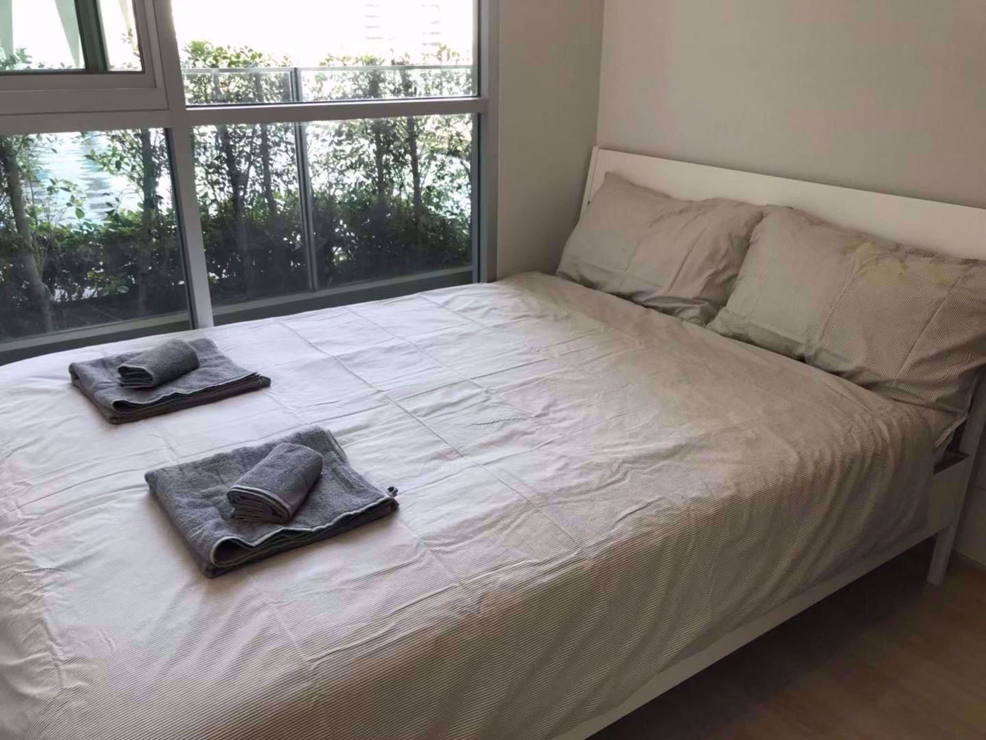 Condominium in Ban Na Song, Krung Thep Maha Nakhon 12218260