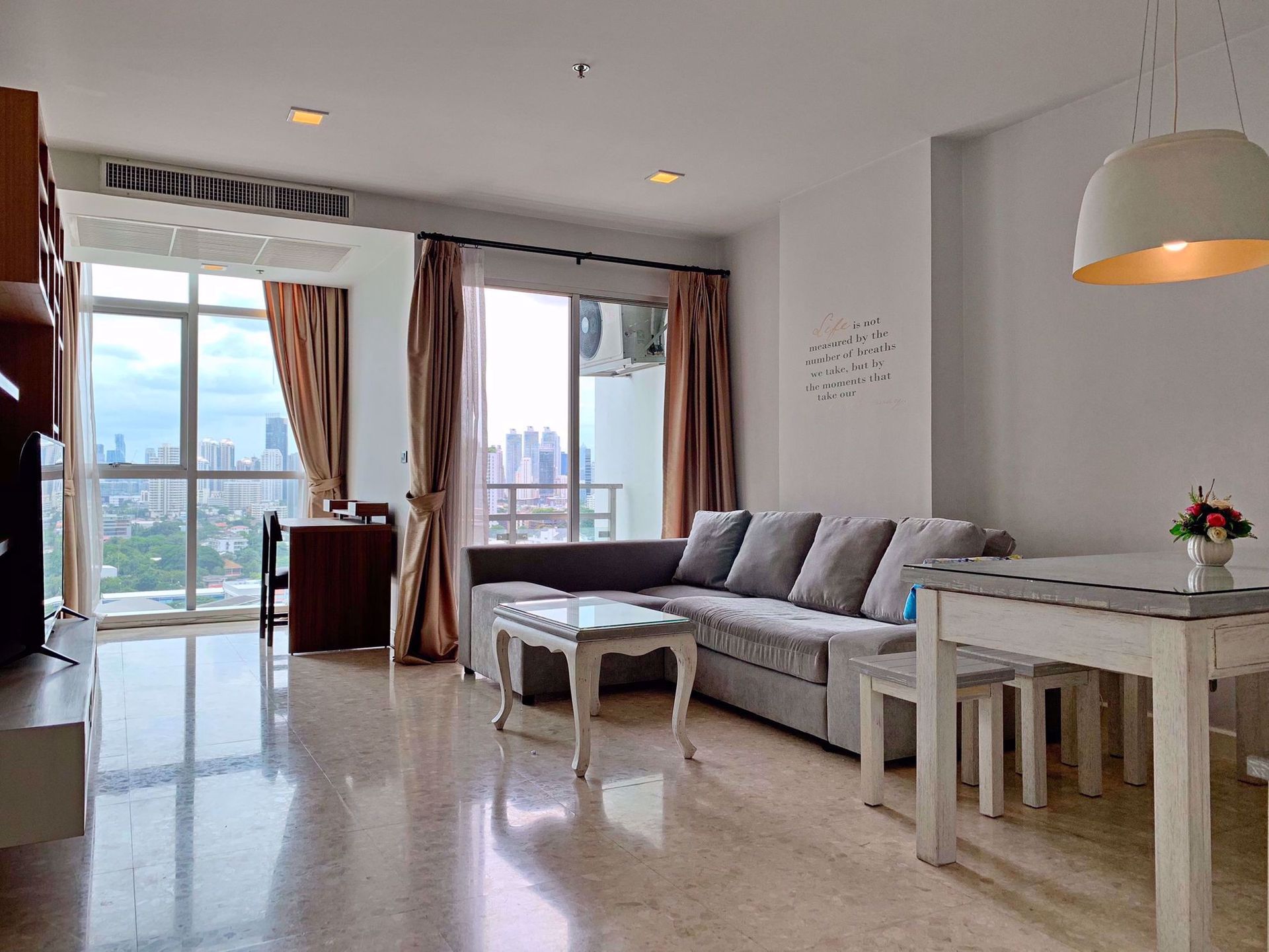 Condominium in Watthana, Krung Thep Maha Nakhon 12218363