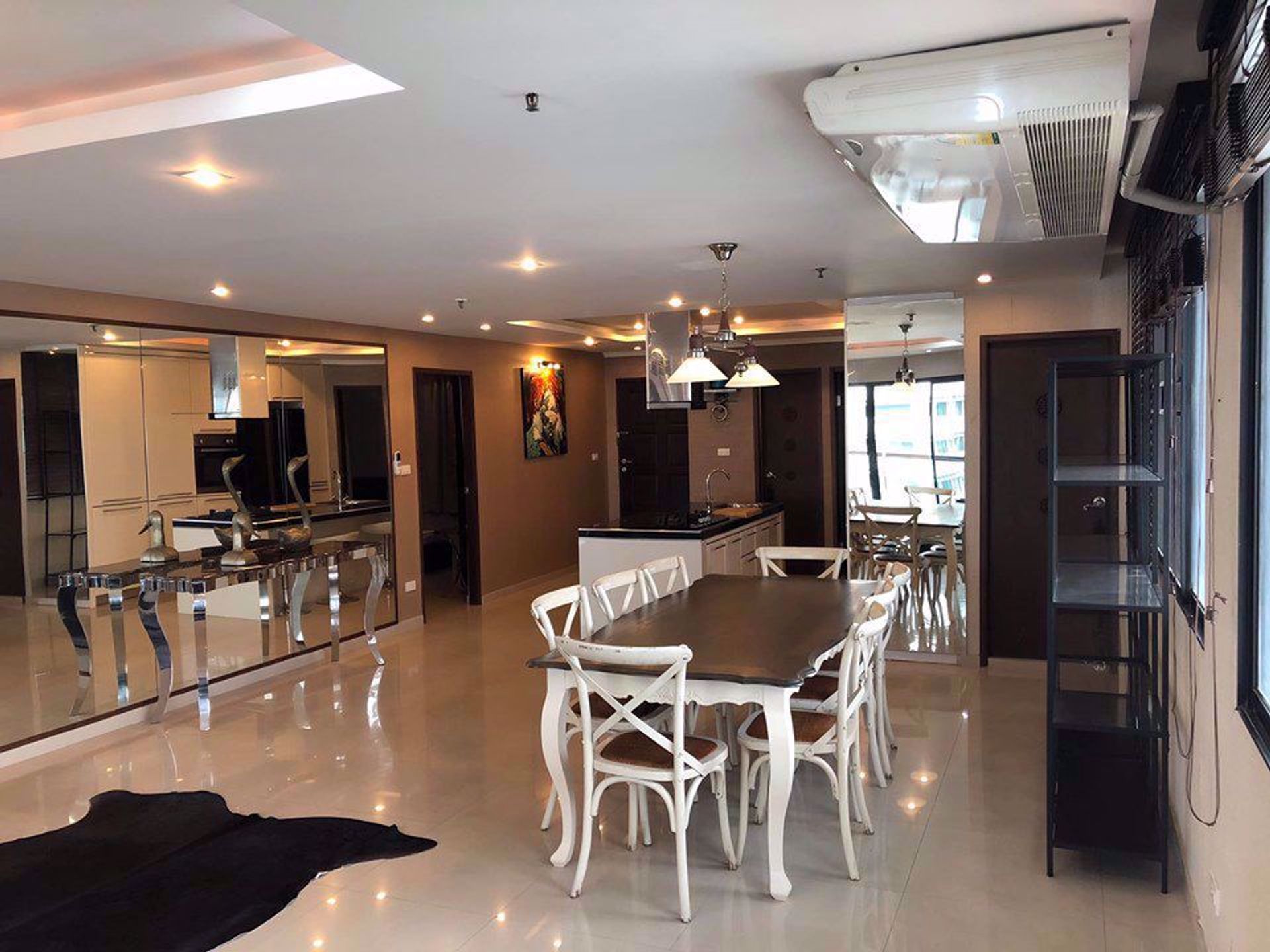 Condominium in Watthana, Krung Thep Maha Nakhon 12218438