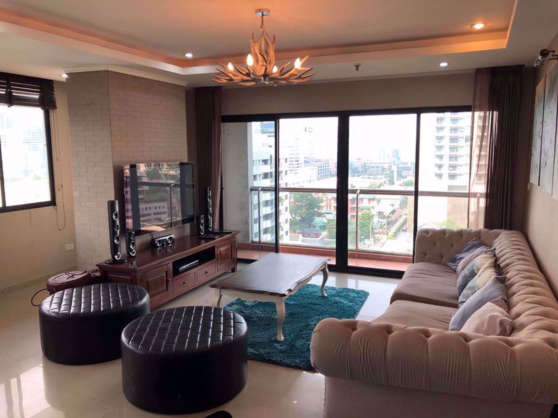 Condominium in Watthana, Krung Thep Maha Nakhon 12218438