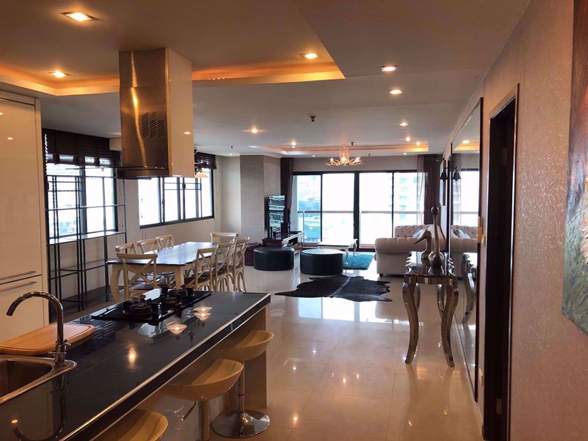 Condominium in Watthana, Krung Thep Maha Nakhon 12218438