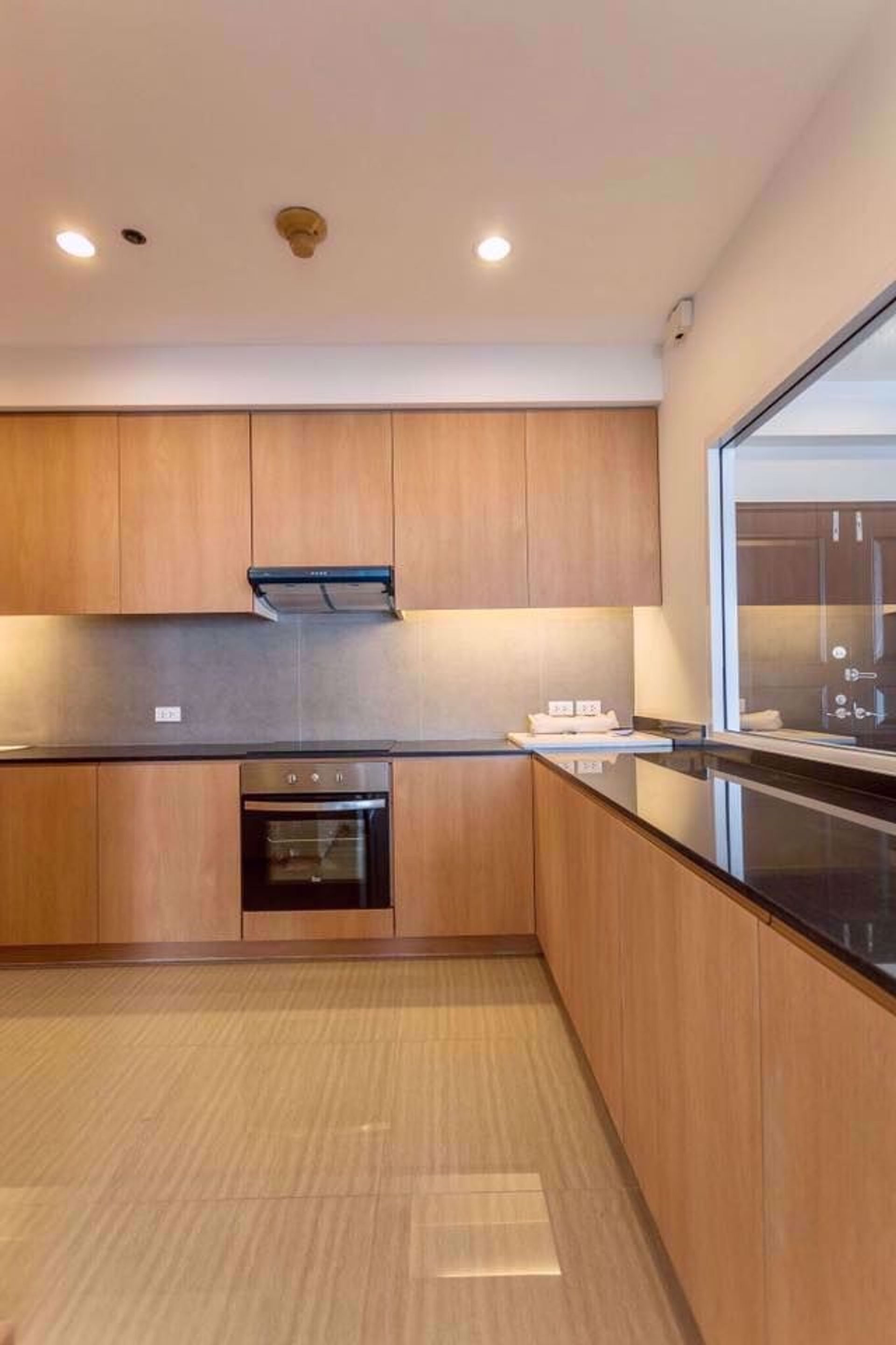 Condominium in , Krung Thep Maha Nakhon 12218649