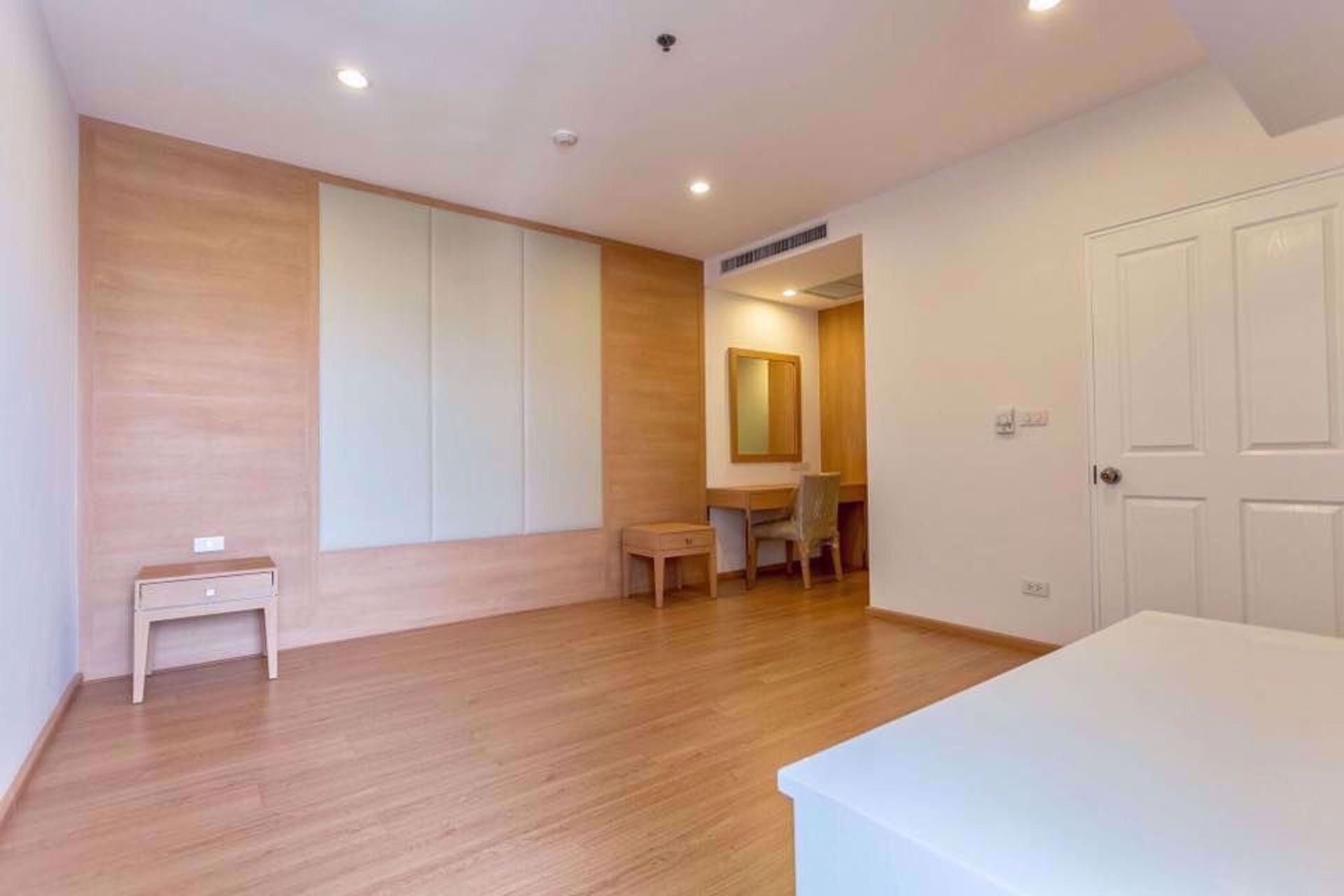 Condominium in , Krung Thep Maha Nakhon 12218649