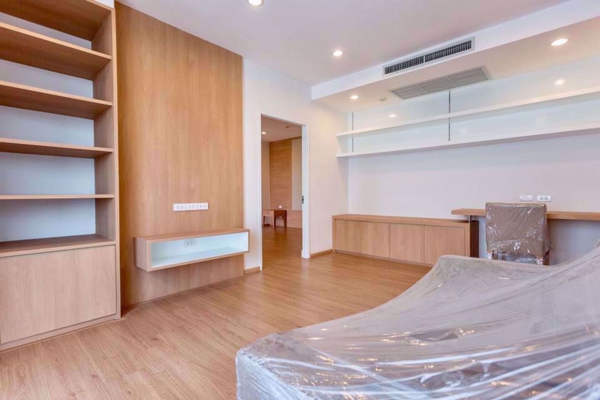 Condominium in , Krung Thep Maha Nakhon 12218649