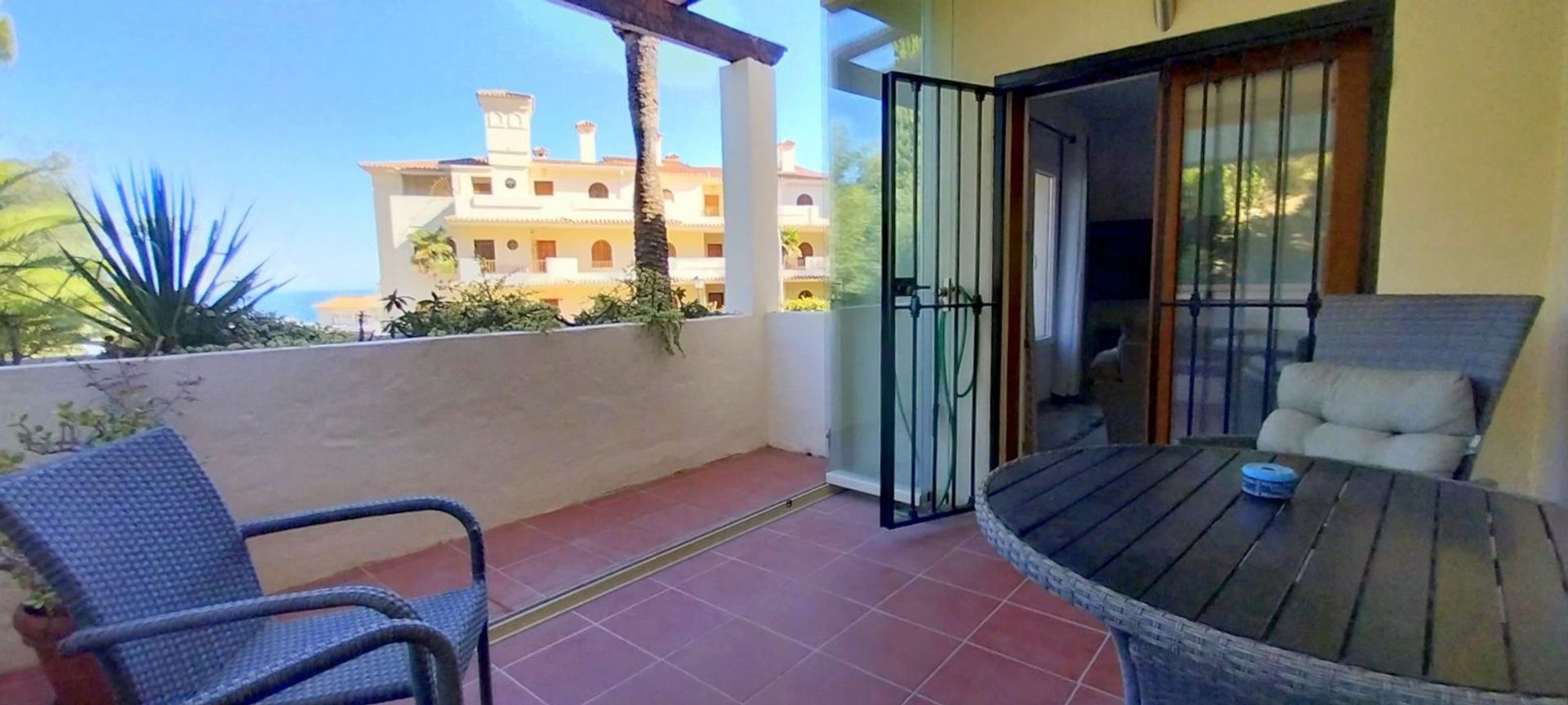 Condominium in Manilva, Andalusië 12220662