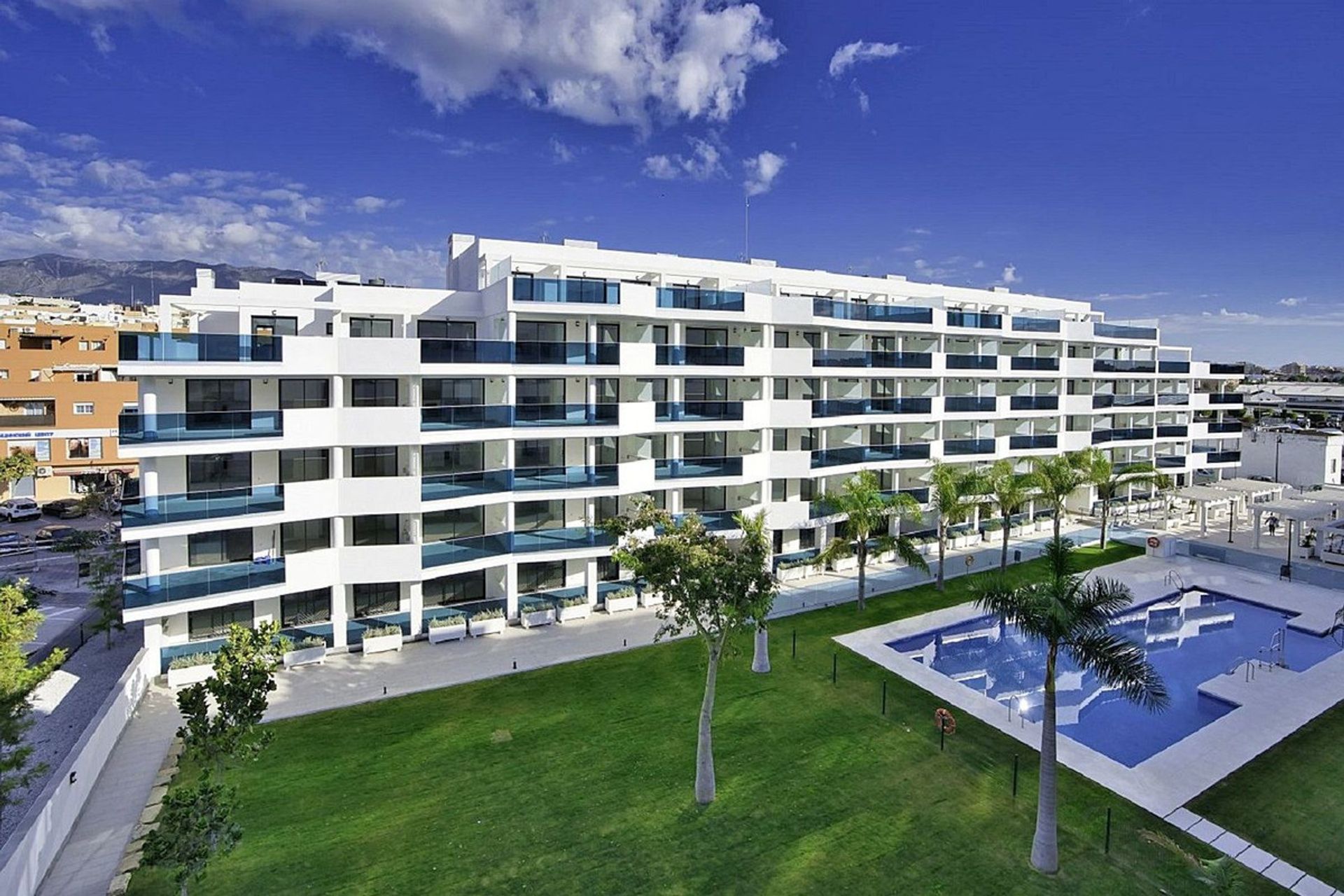 Condominium in Fuengirola, Andalusië 12220792