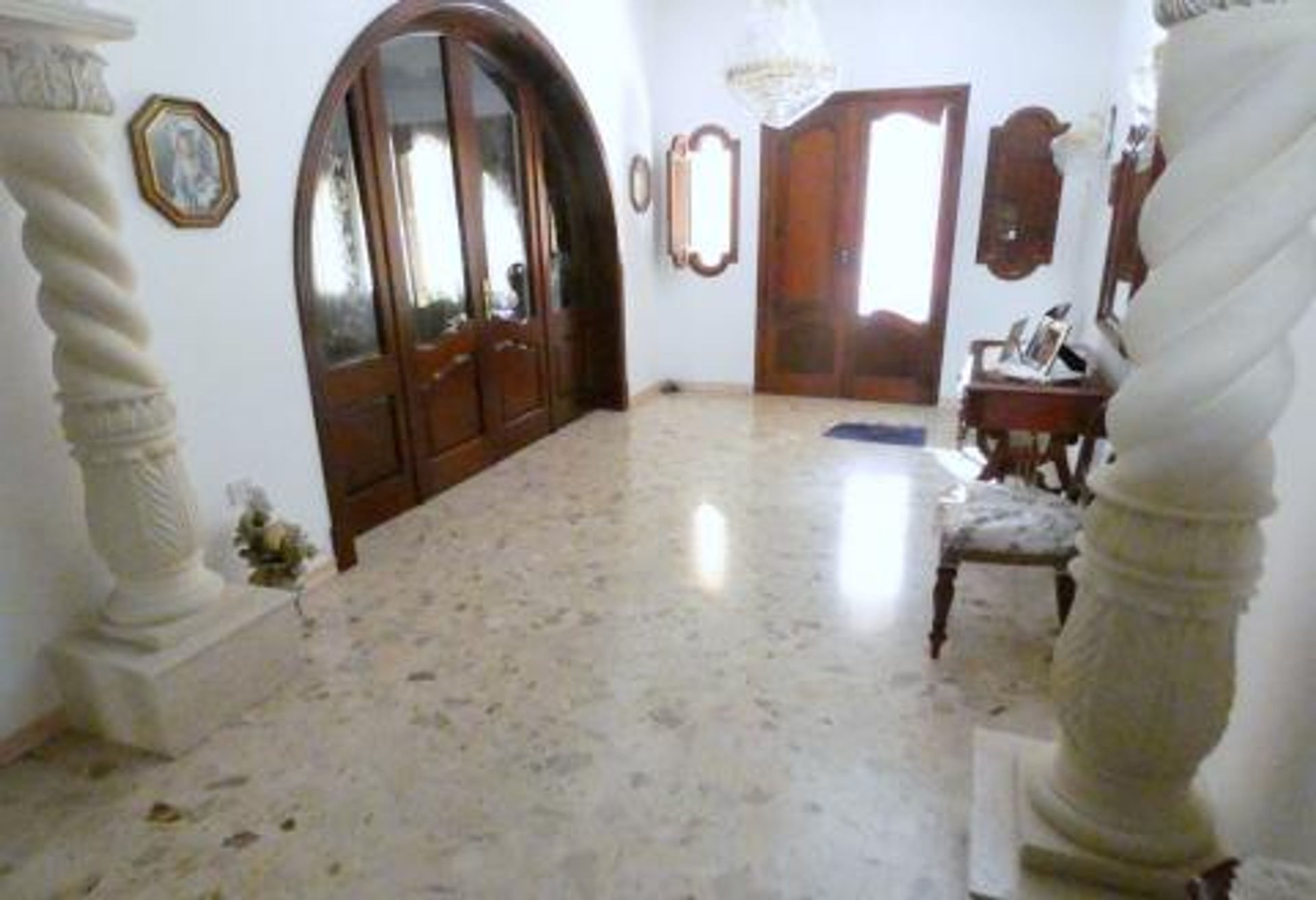 casa no Iklin,  12223472