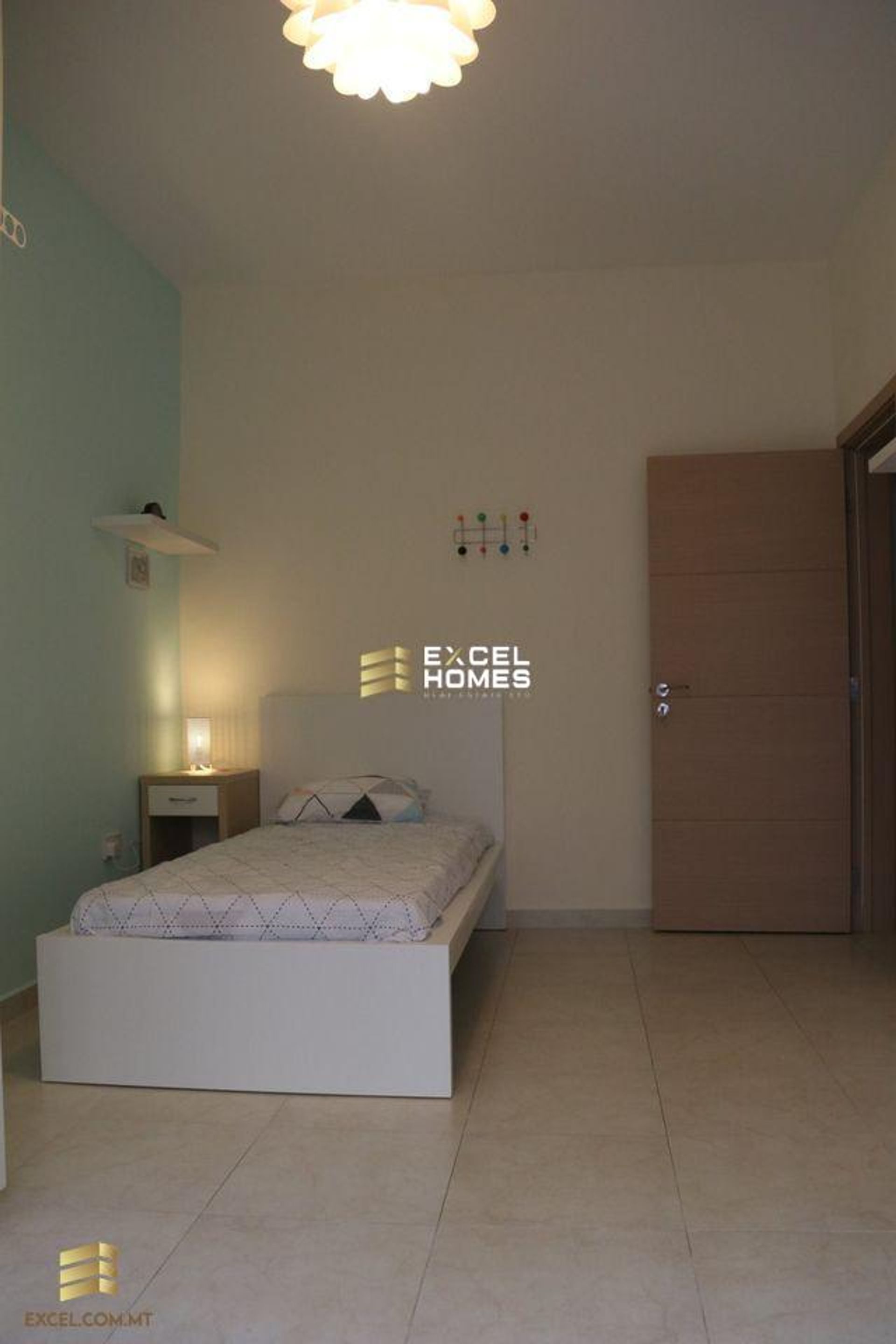 Hus i Gzira, Gzira 12226478