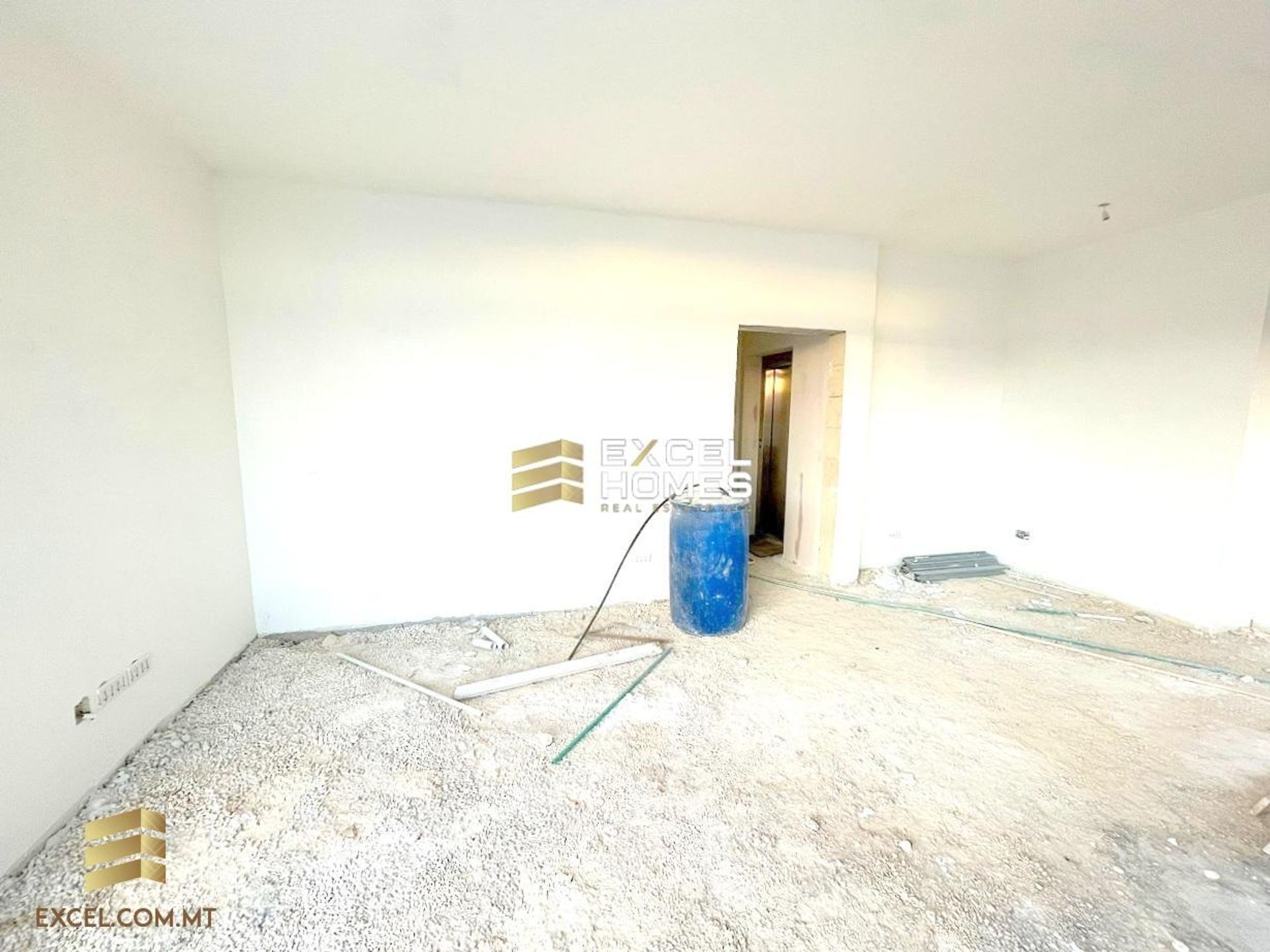 Rumah di Qormi, Qormi 12226972