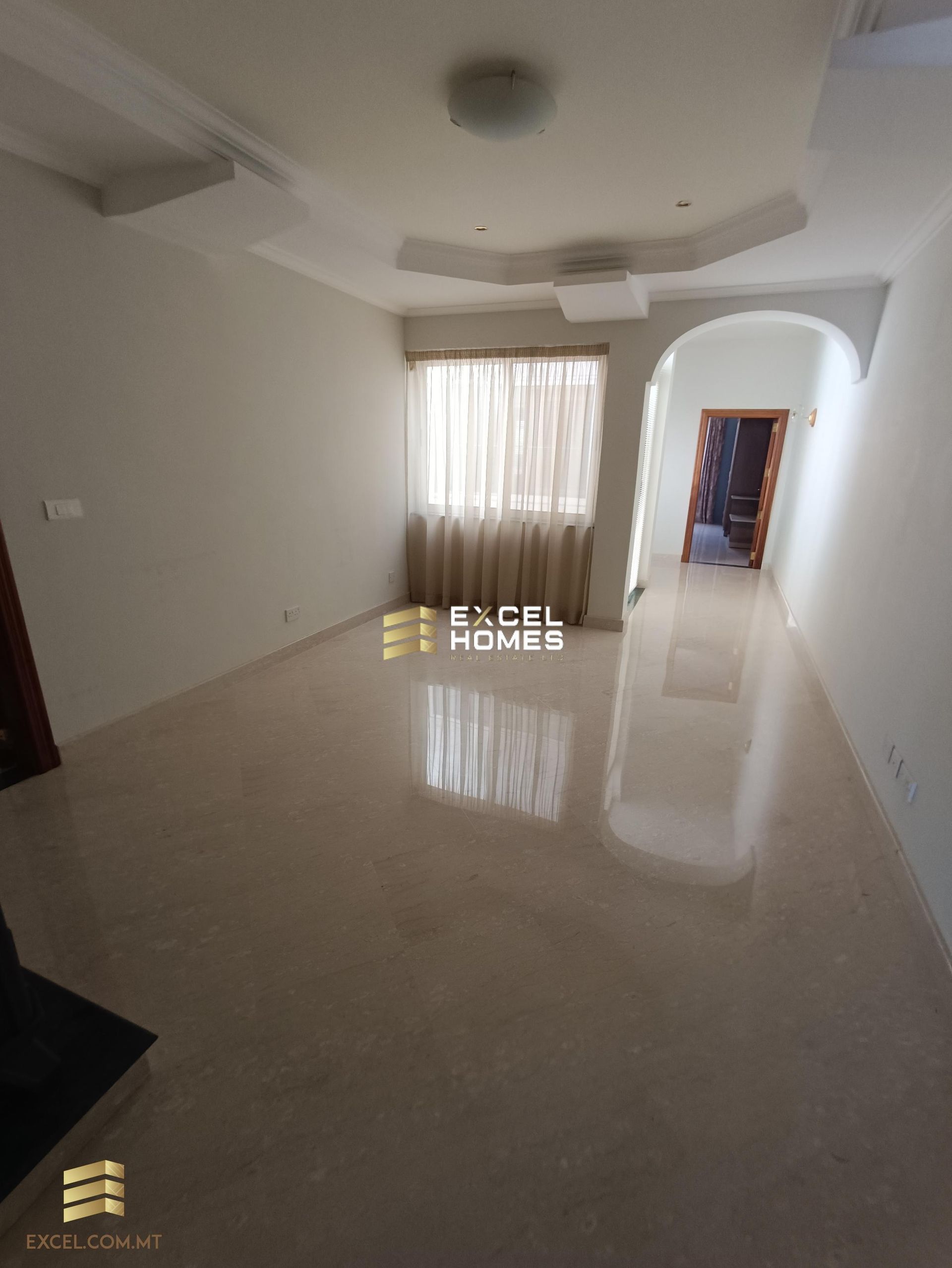 rumah dalam Nadur, Nadur 12227843