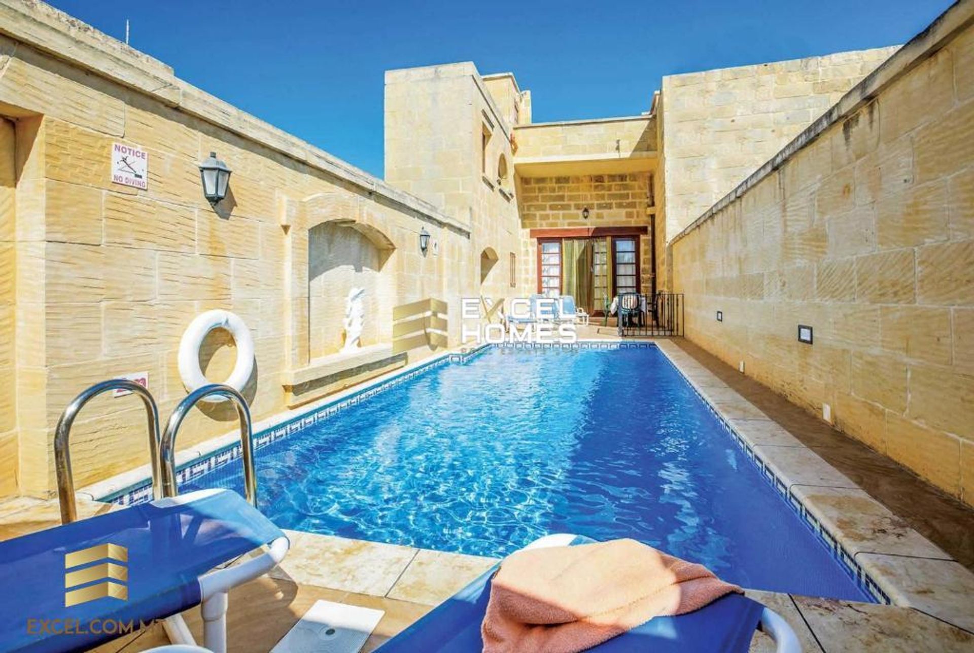 Hus i Gharb, Gharb 12228257