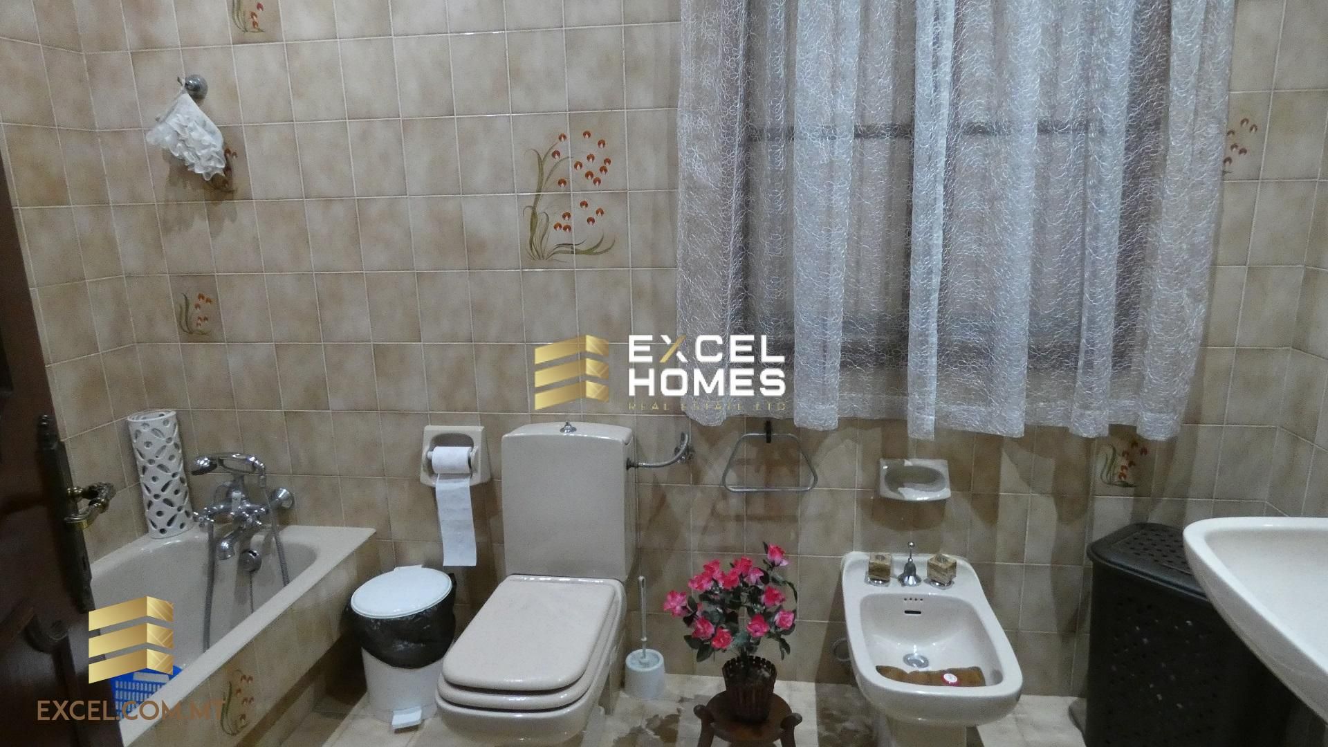 Huis in Birkirkara, Birkirkara 12230525