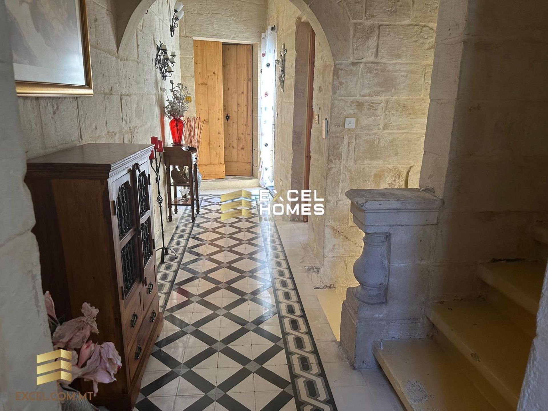 Huis in Qormi,  12230966