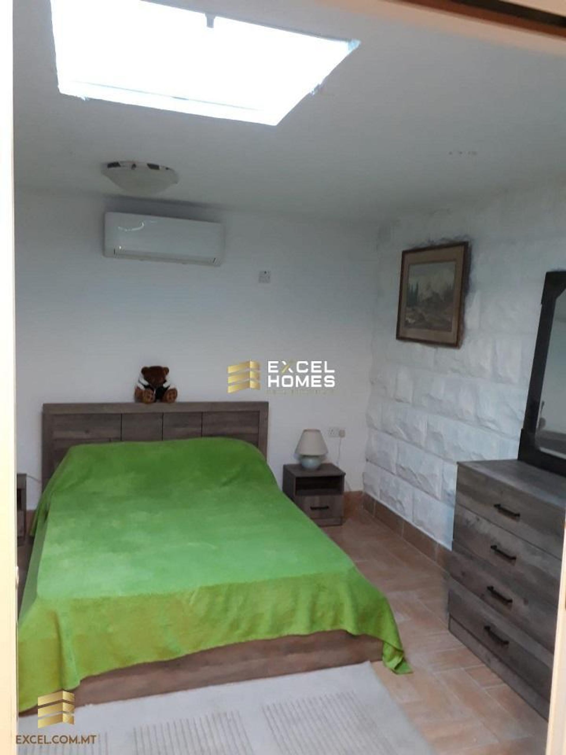 Hus i Bugibba, San Pawl il-Bahar 12232001