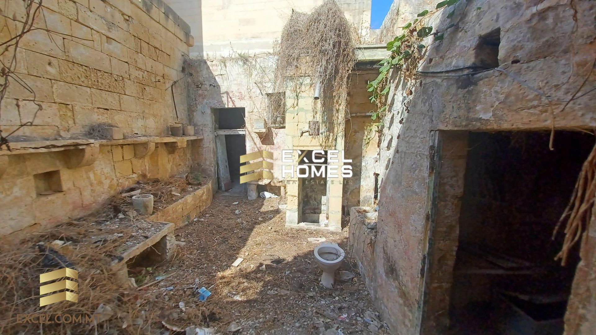 Rumah di Żurrieq,  12232986