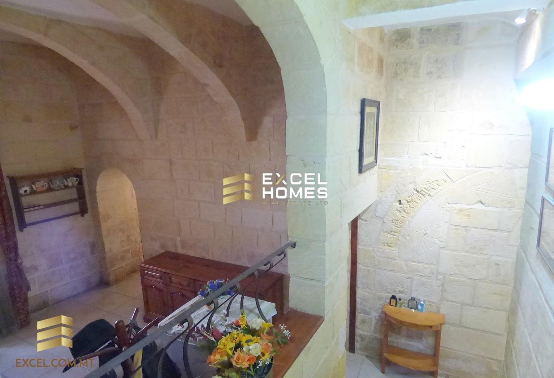 Haus im Balzan,  12233333