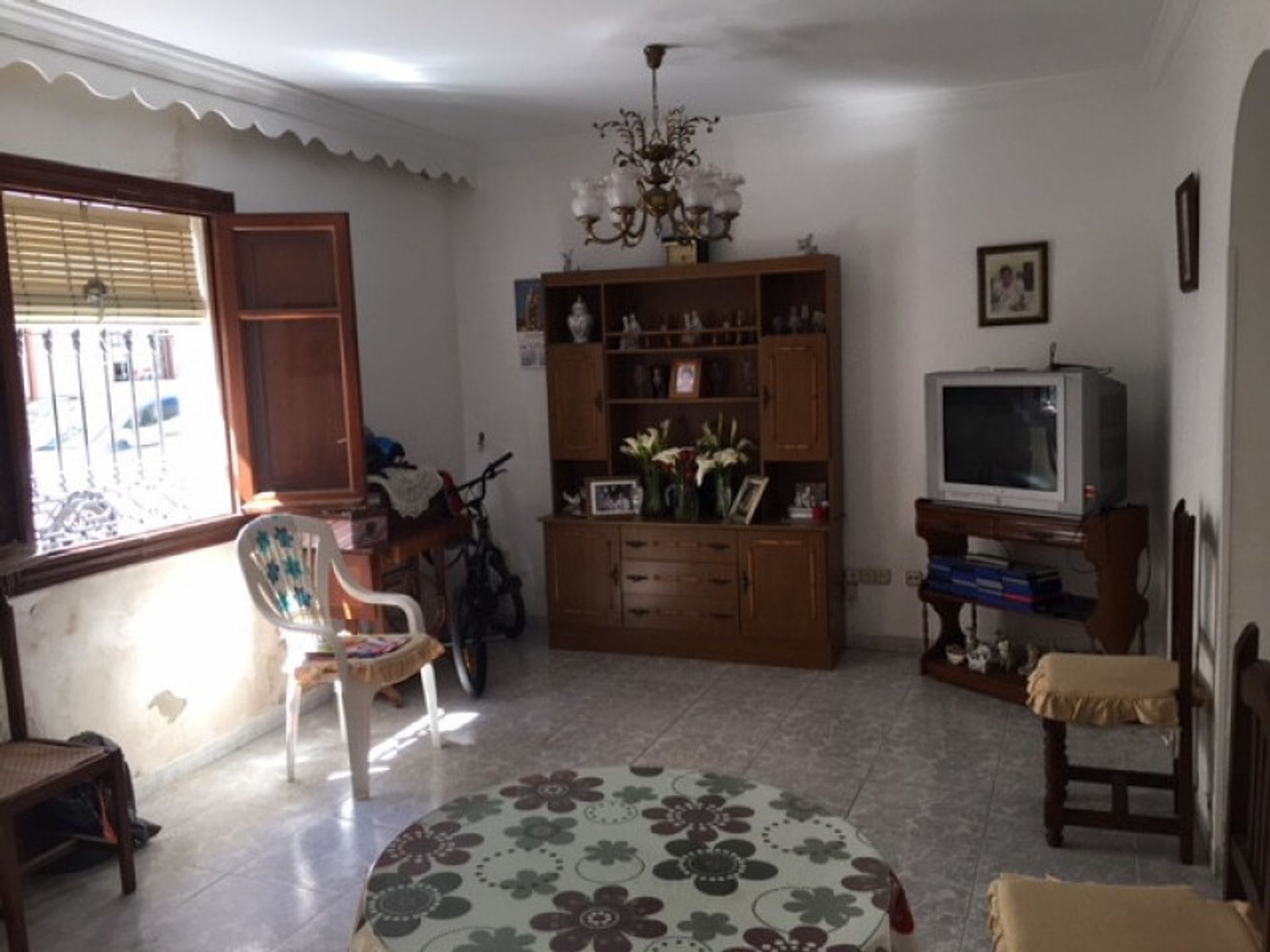 rumah dalam Estepona, Andalusia 12236936