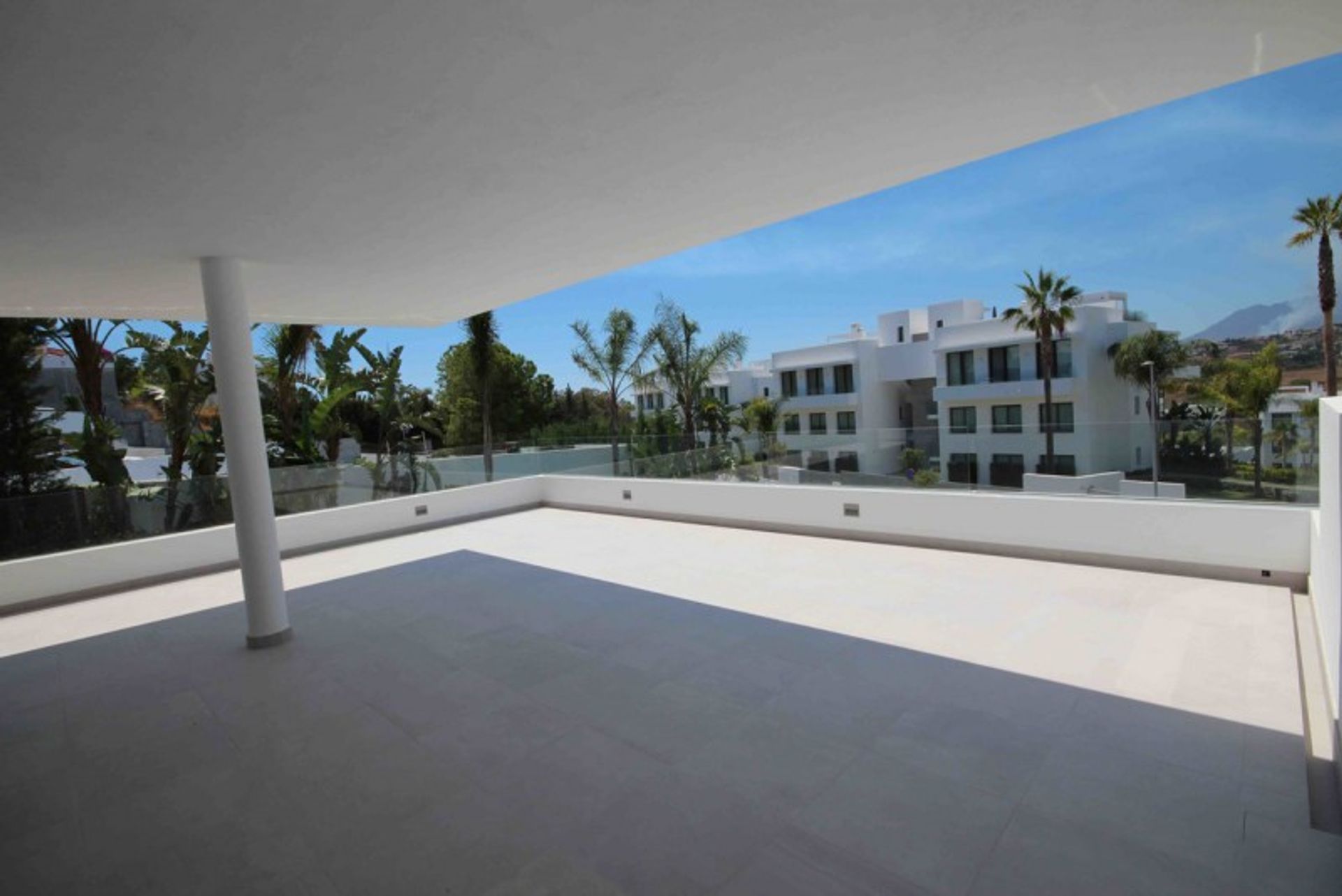 Condominio nel Estepona, Andalusia 12236985