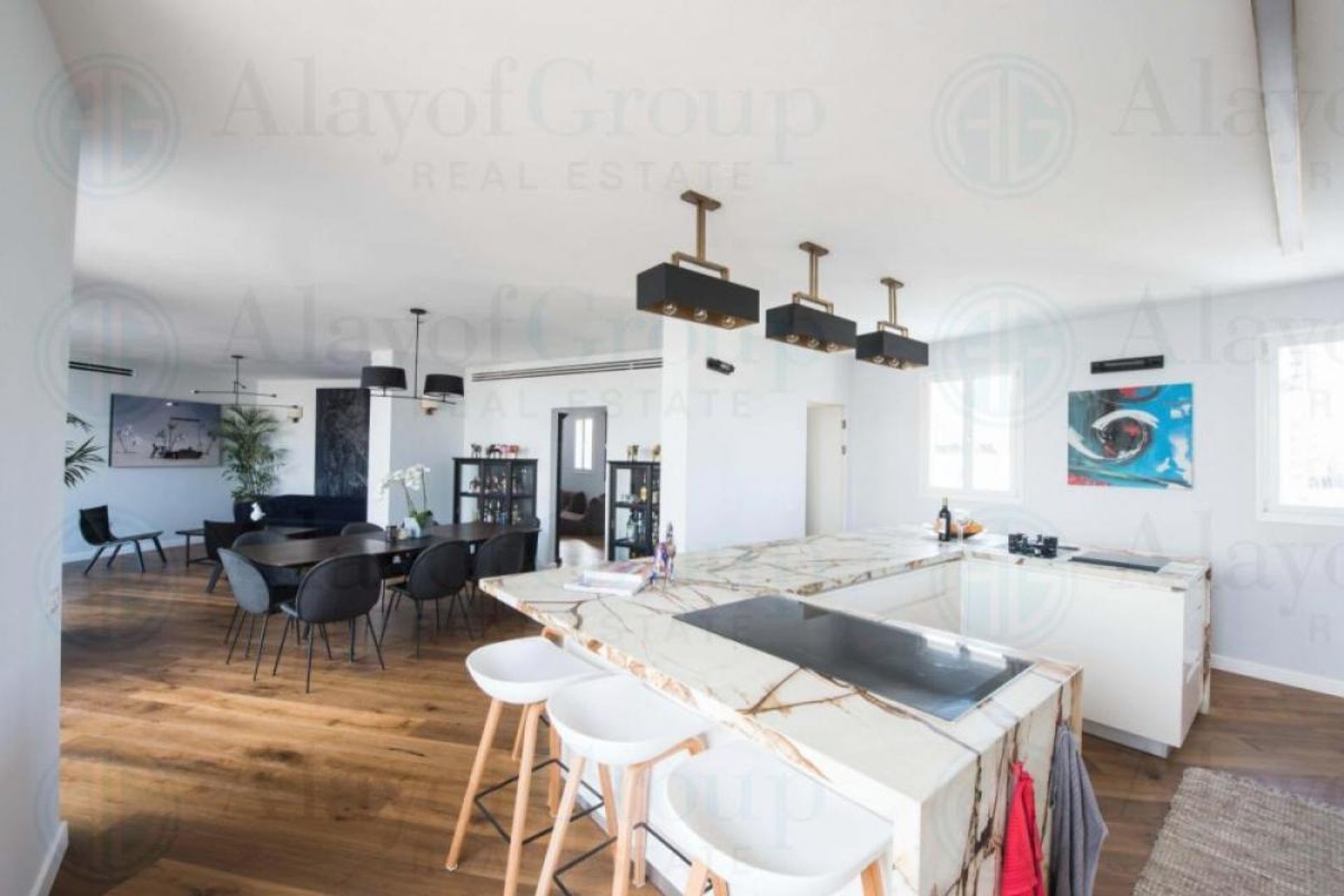 Condominium in Tel Aviv-Yafo, Tel Aviv District 12238194