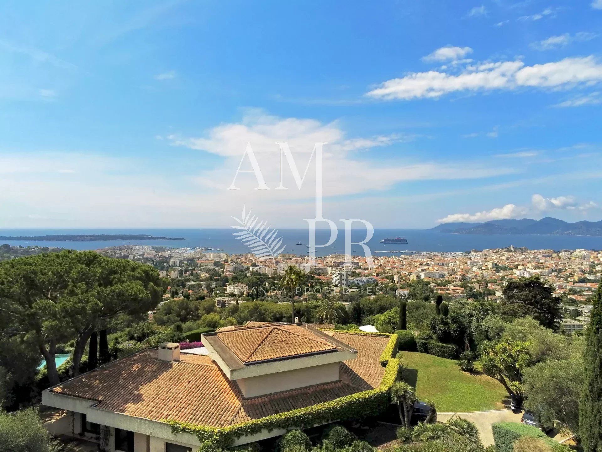 House in Cannes, Provence-Alpes-Côte d'Azur 12238854