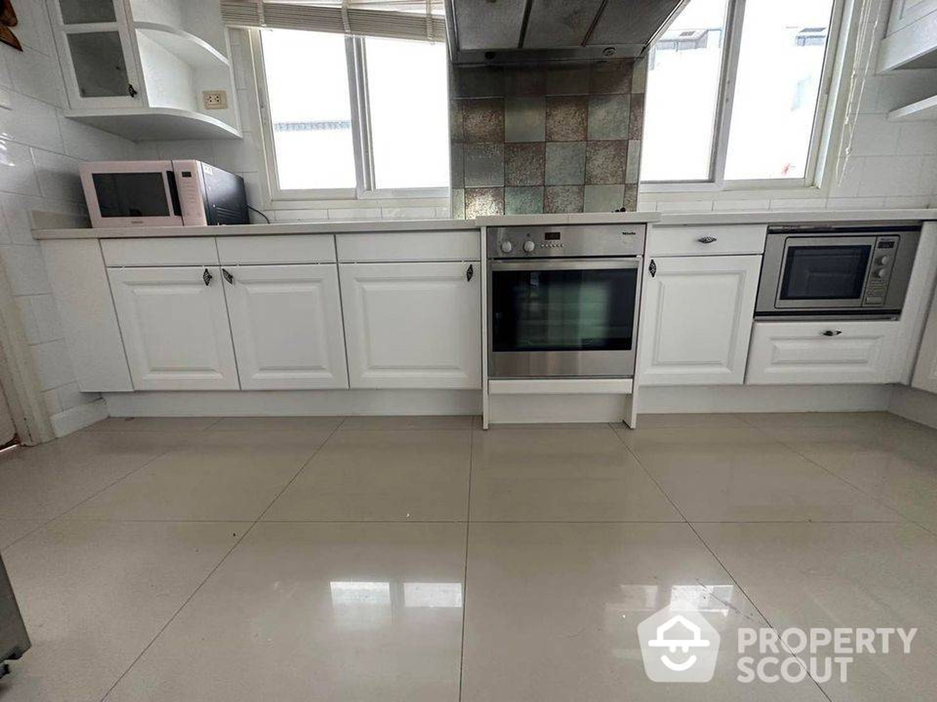 Condominio nel , Krung Thep Maha Nakhon 12239227