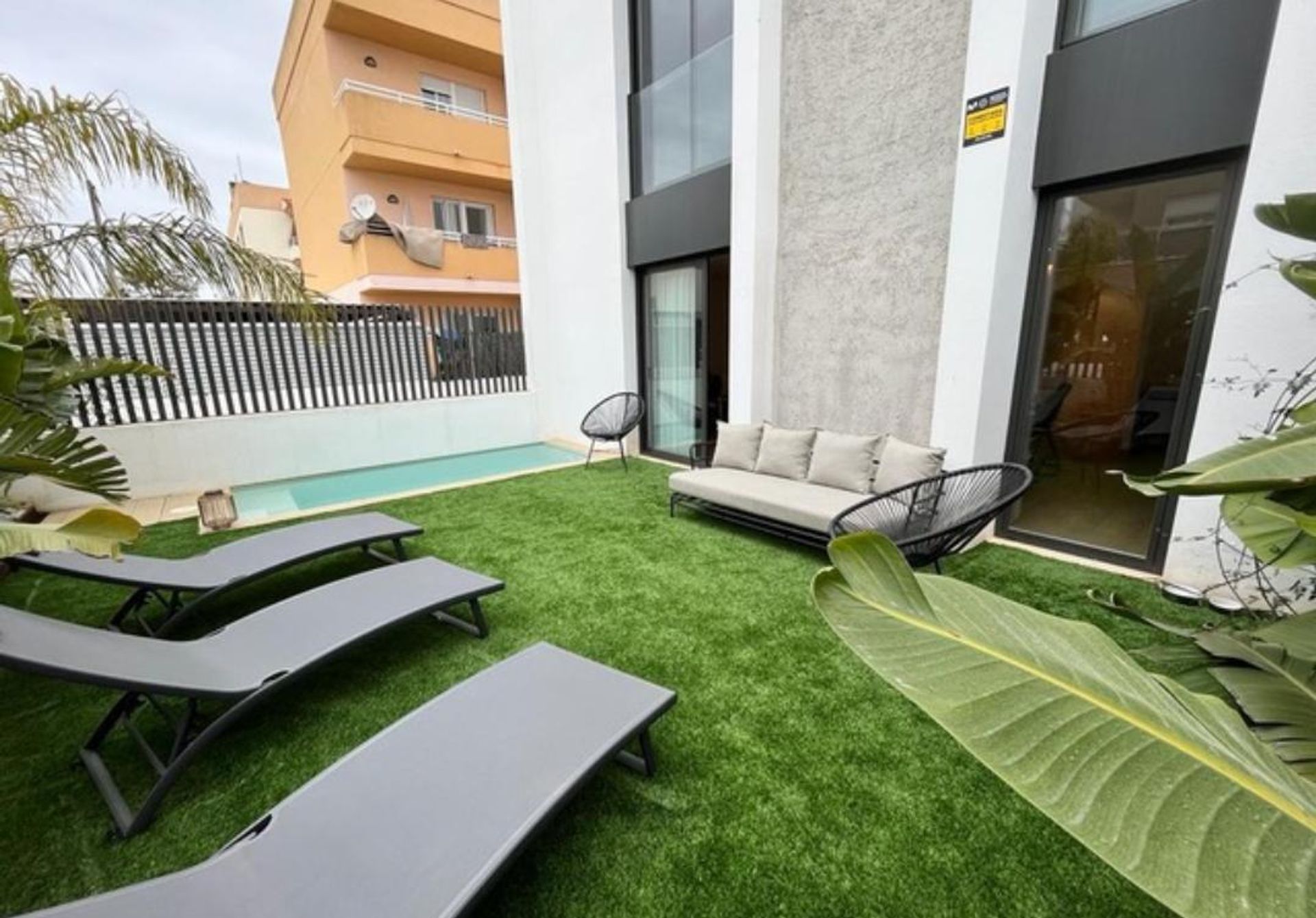 Condominium in Ibiza, De Balearen 12241061