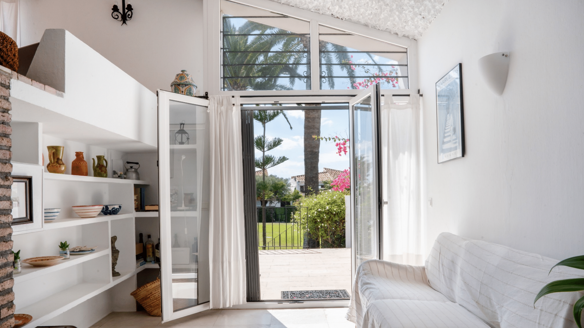 Будинок в Estepona, 22 Urbanización Villas Andaluzas 12241398