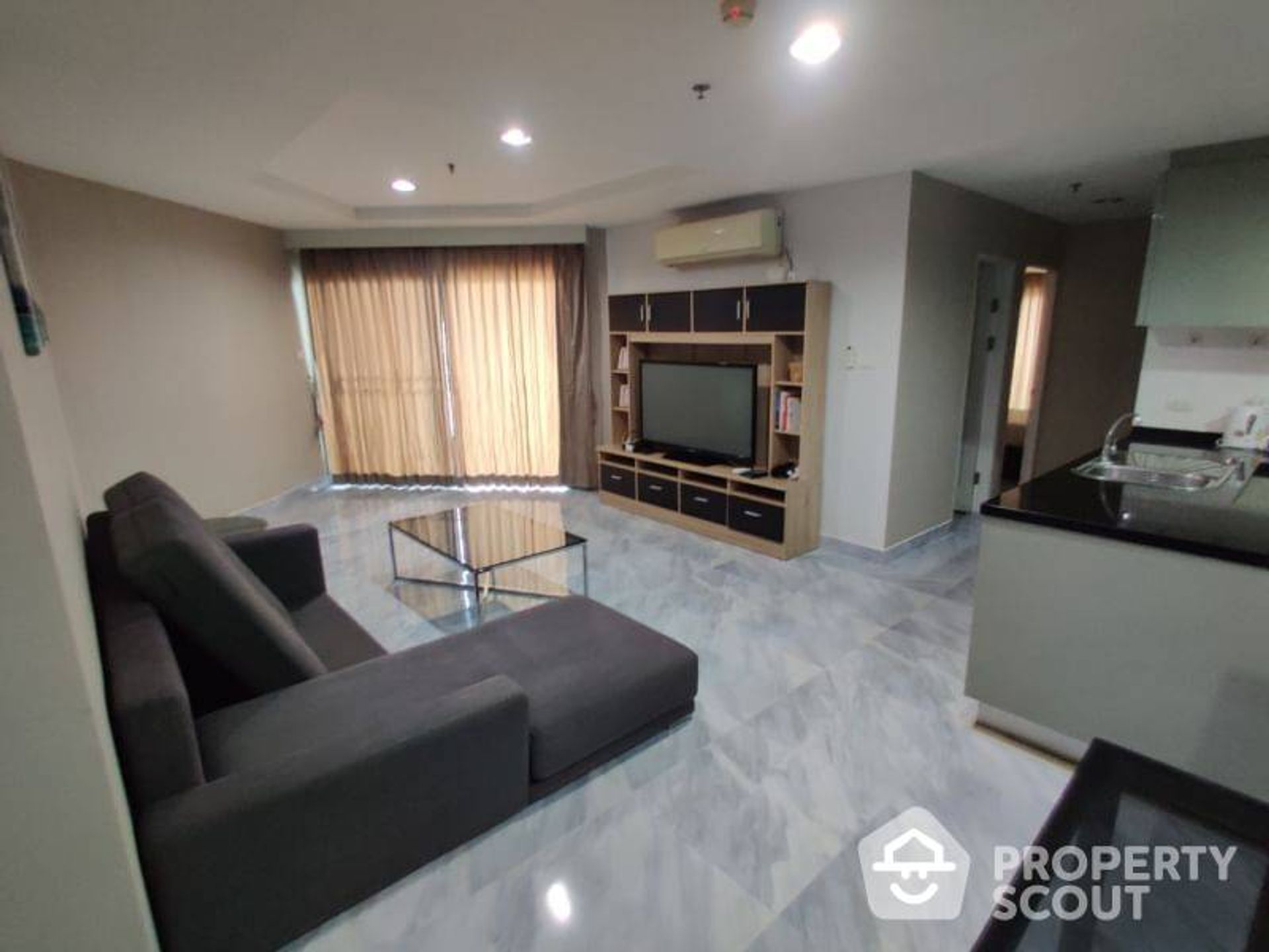 Condominium in Ban Na Lied, Krung Thep Maha Nakhon 12242175