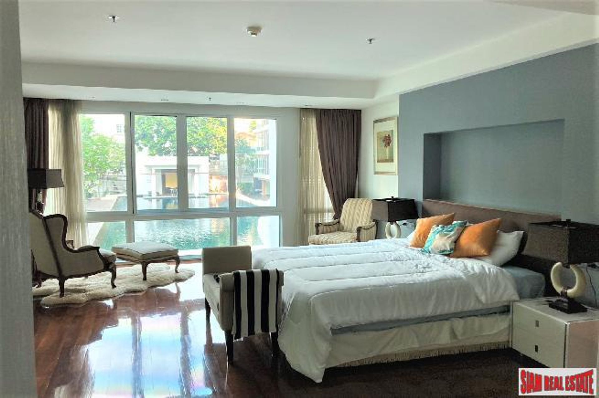 Condominium in Watthana, Krung Thep Maha Nakhon 12243288