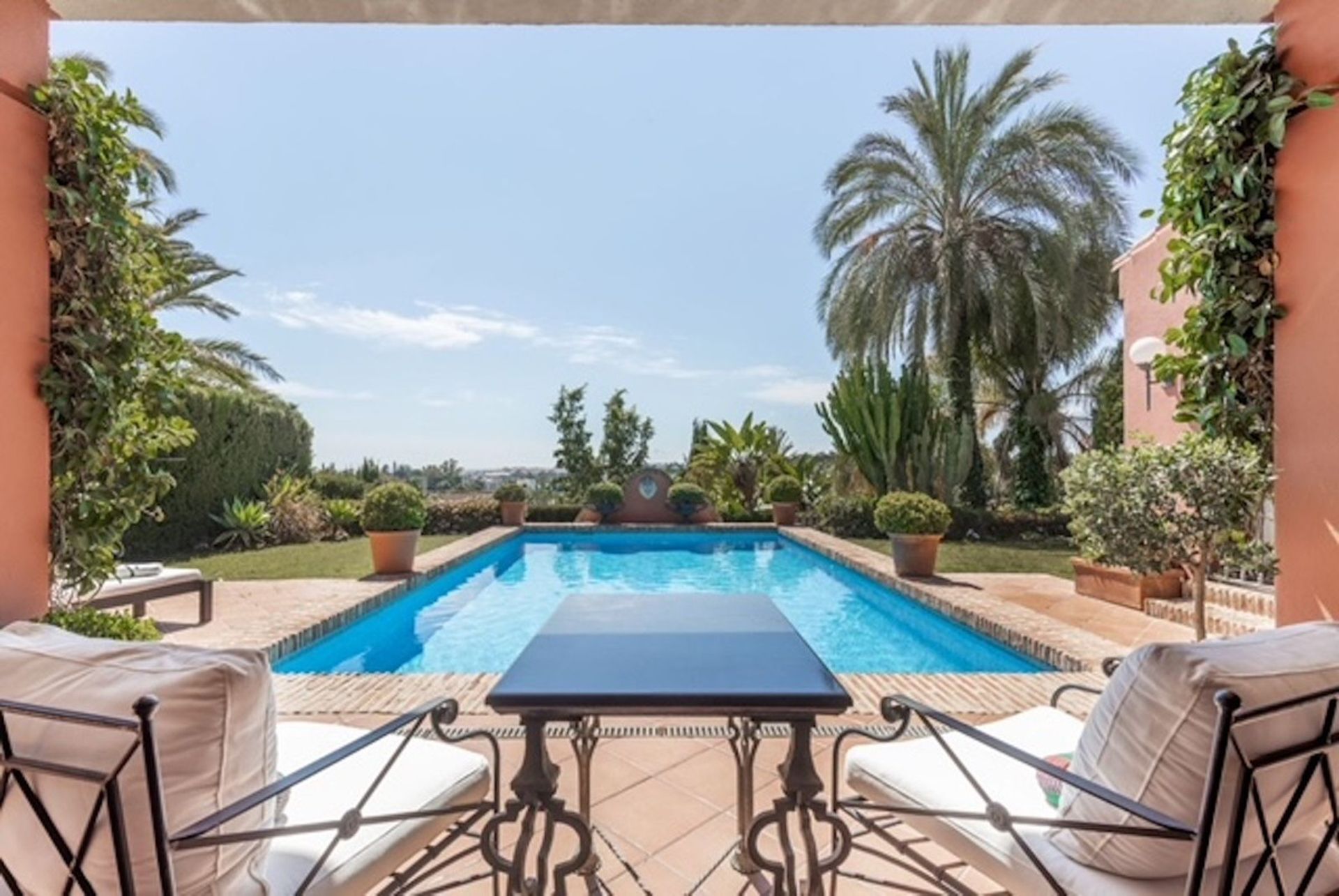 Talo sisään Marbella, Andalucía 12243477