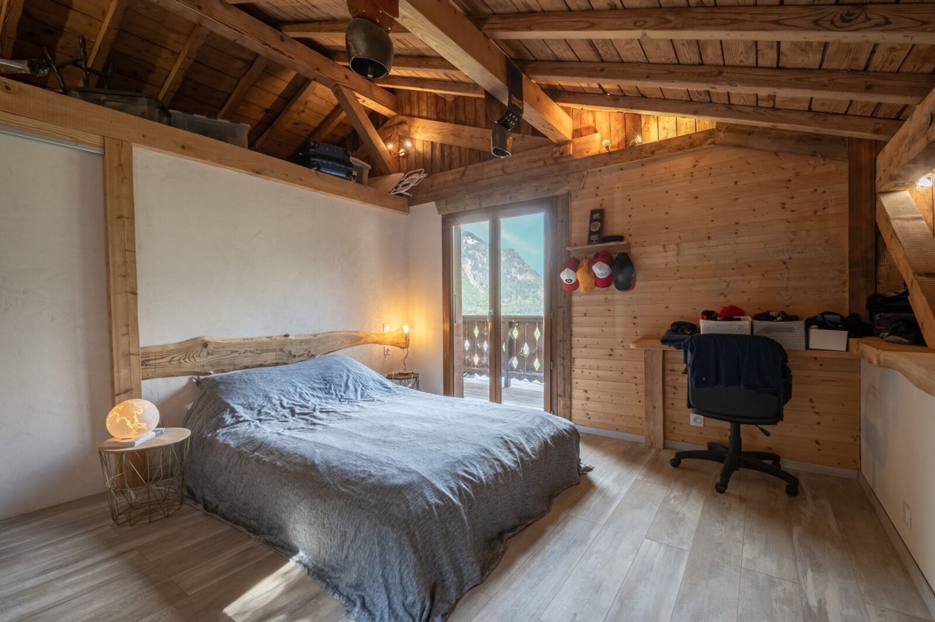 casa en Les Houches, Auvergne-Rhône-Alpes 12243842