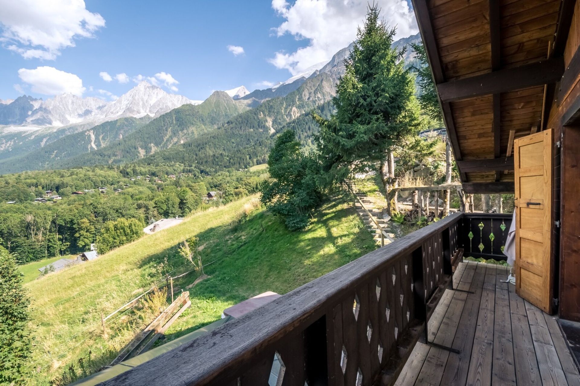 rumah dalam Les Houches, Auvergne-Rhône-Alpes 12243842