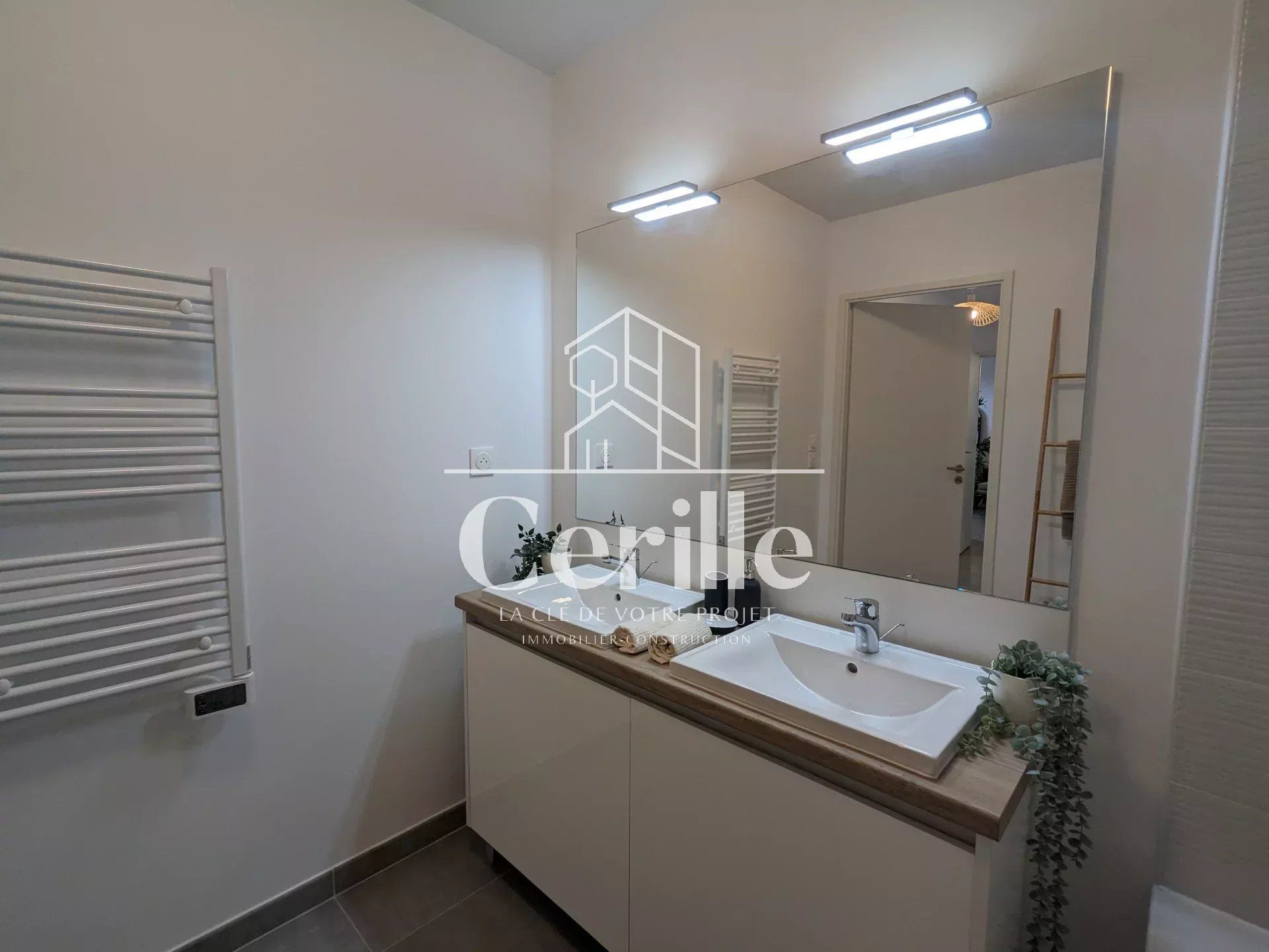 Квартира в Marseille 12ème, Bouches-du-Rhône 12244915