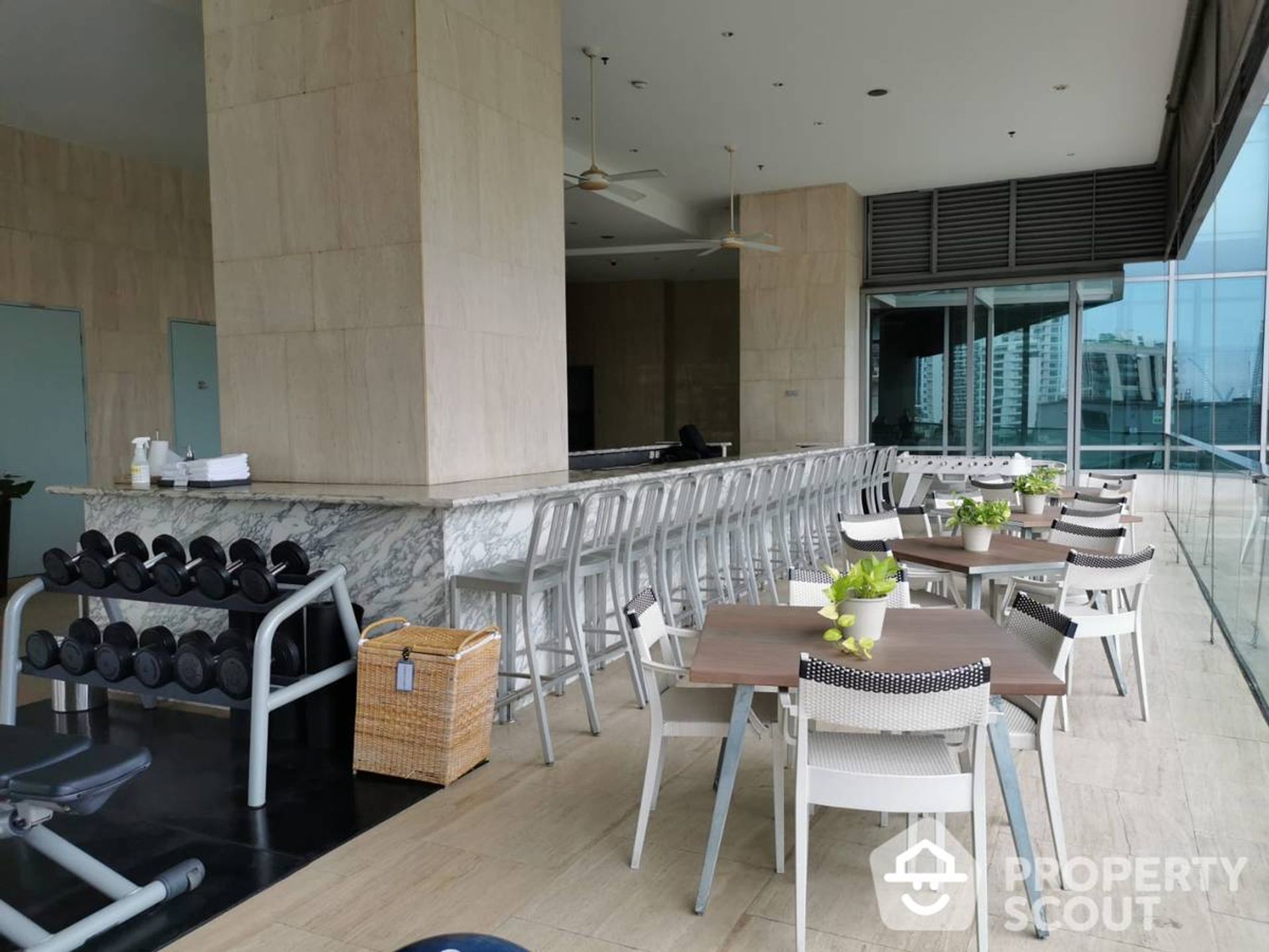 Condominium in Pathum Wan, Krung Thep Maha Nakhon 12245329