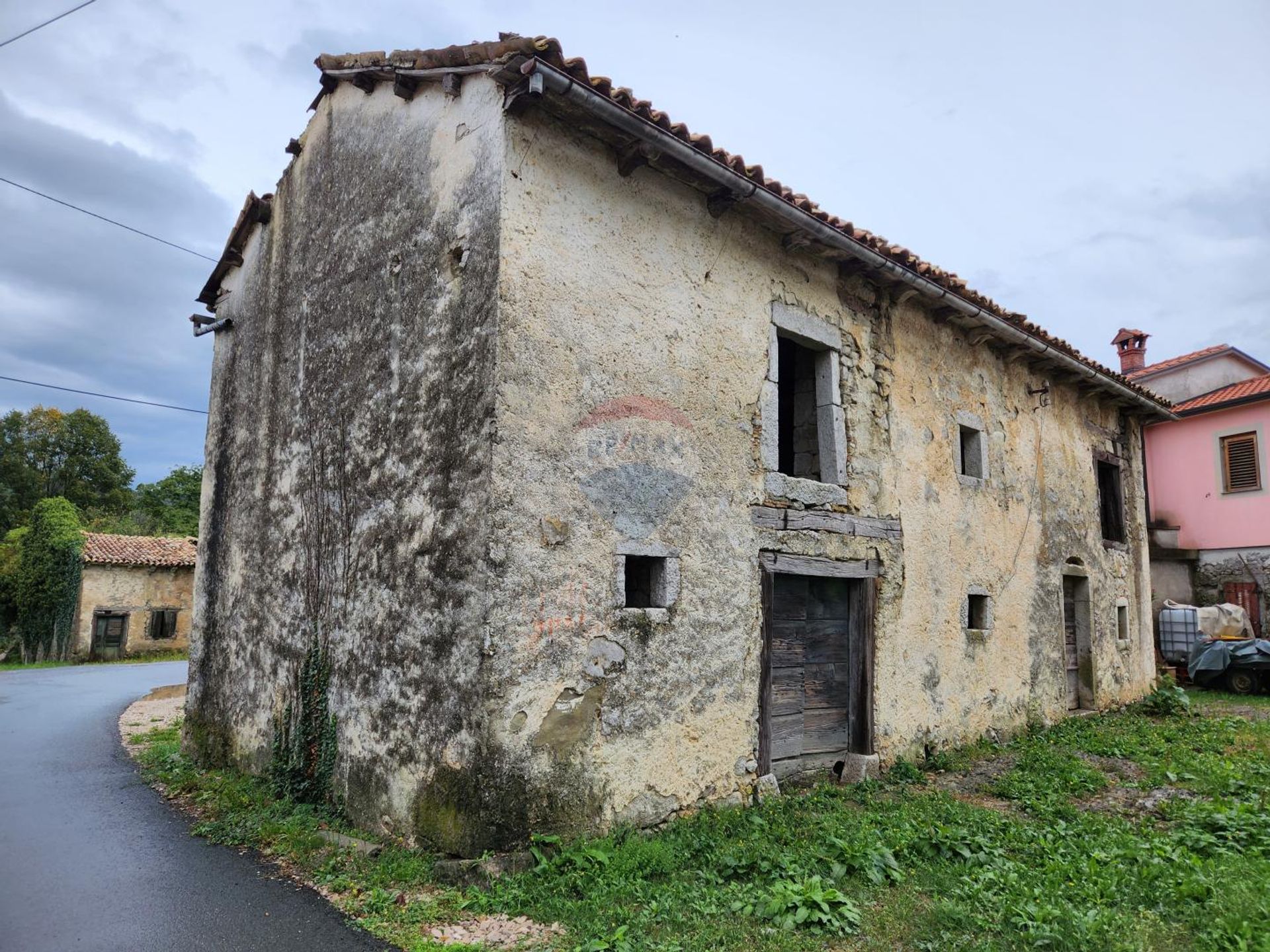 بيت في Ročko Polje, Istarska županija 12245465